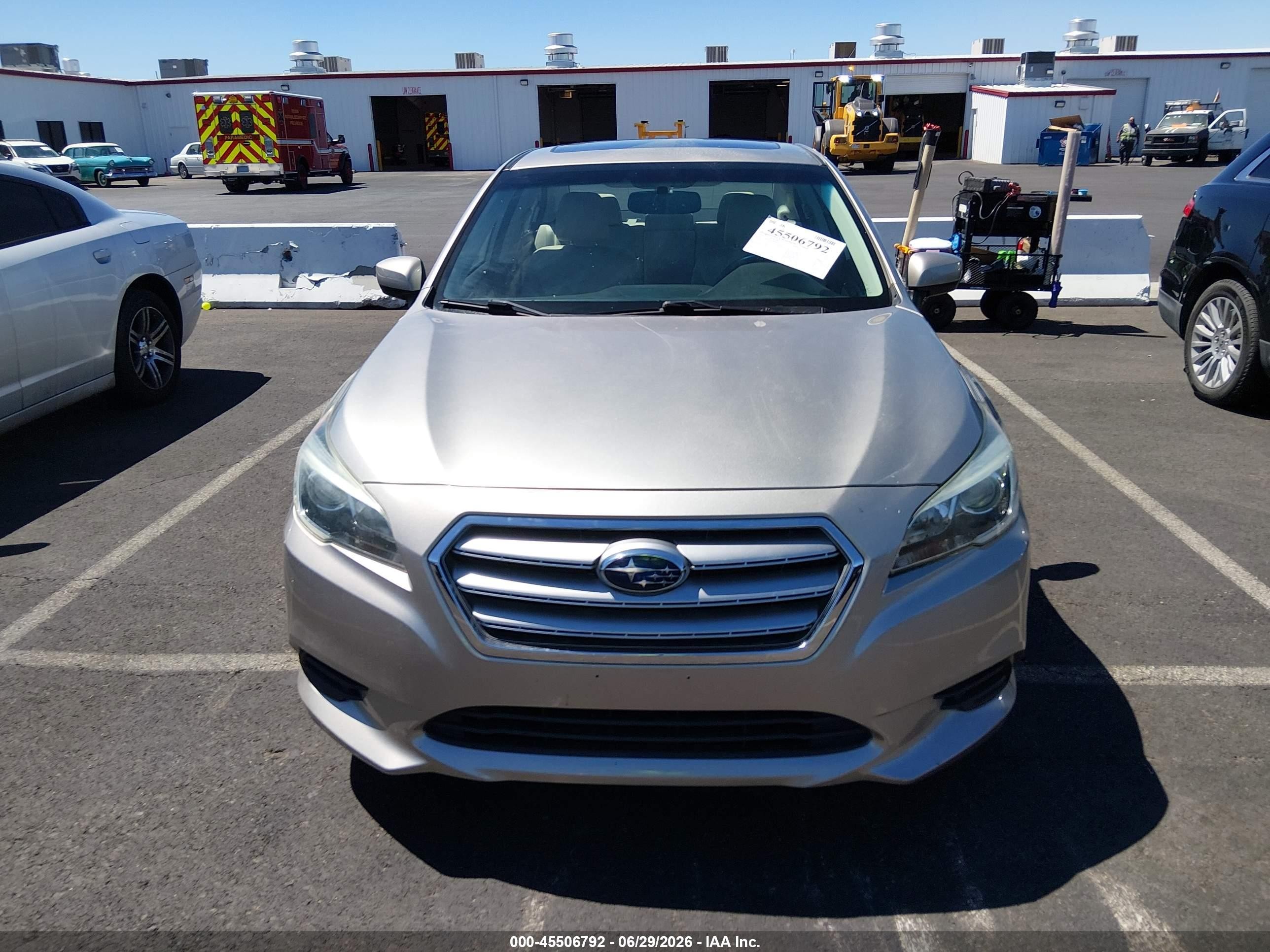 2015 Subaru Legacy 2.5i Premium Gold vin: 4S3BNAD6XF3008161