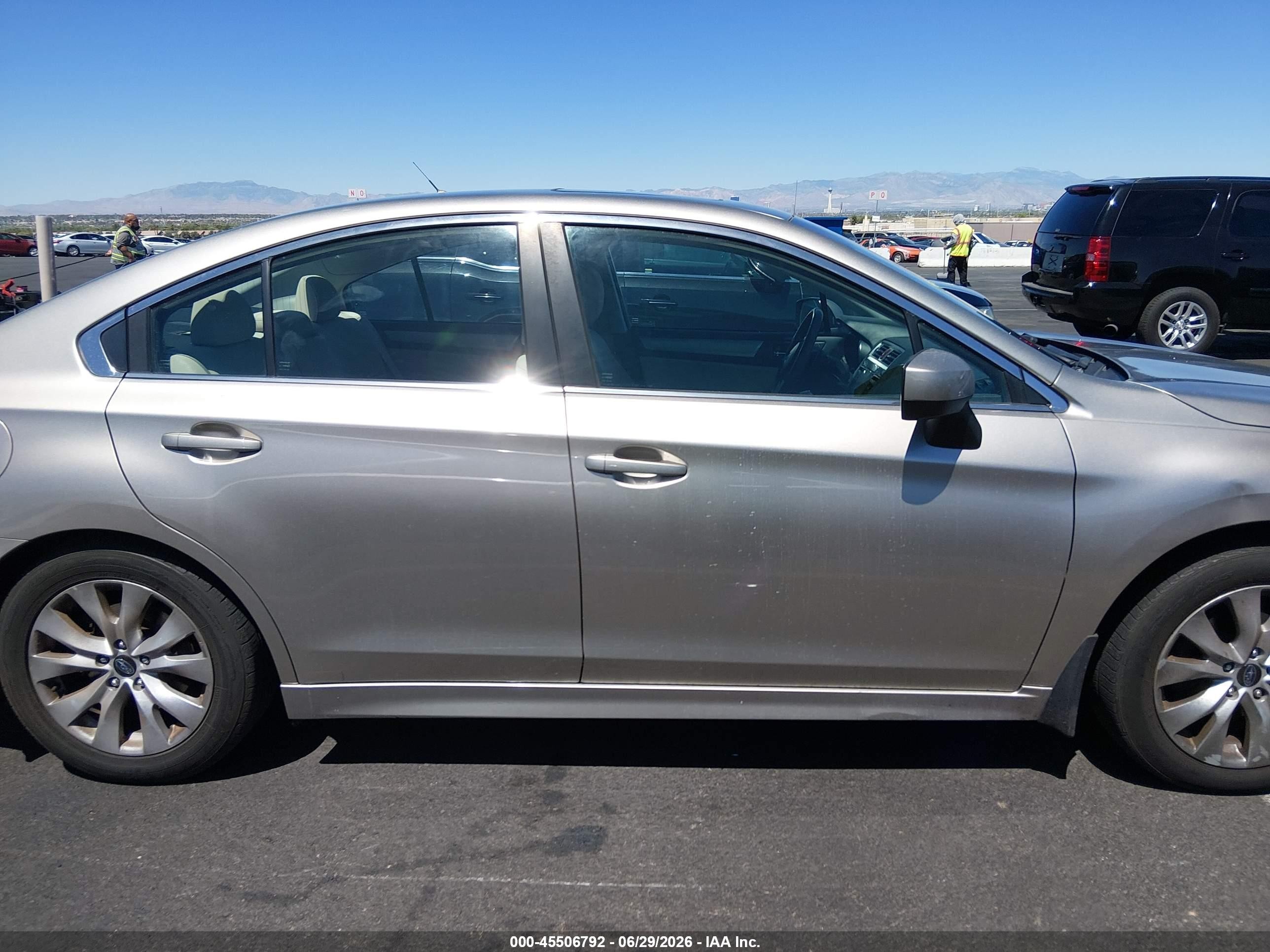 2015 Subaru Legacy 2.5i Premium Gold vin: 4S3BNAD6XF3008161