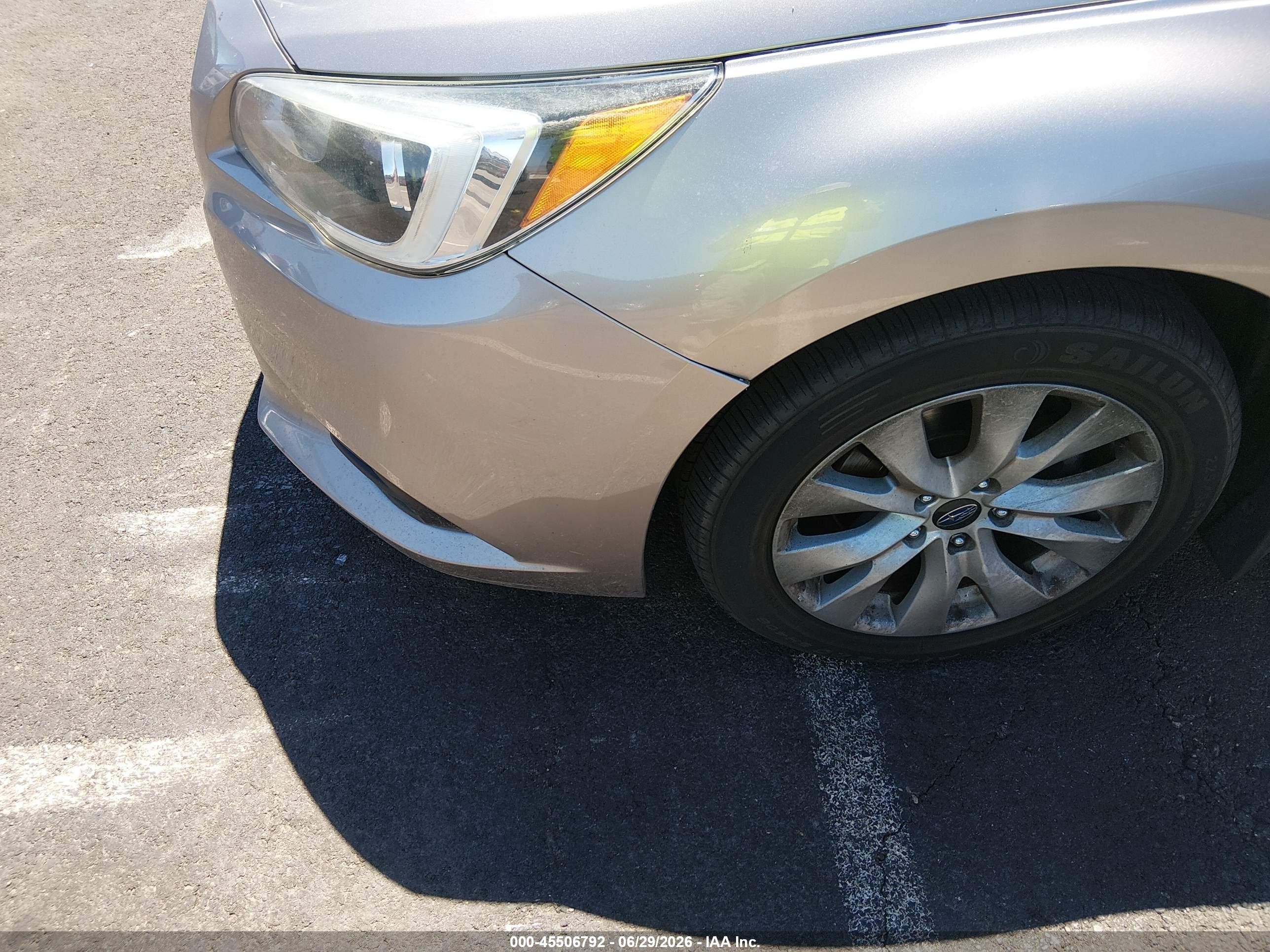 2015 Subaru Legacy 2.5i Premium Gold vin: 4S3BNAD6XF3008161