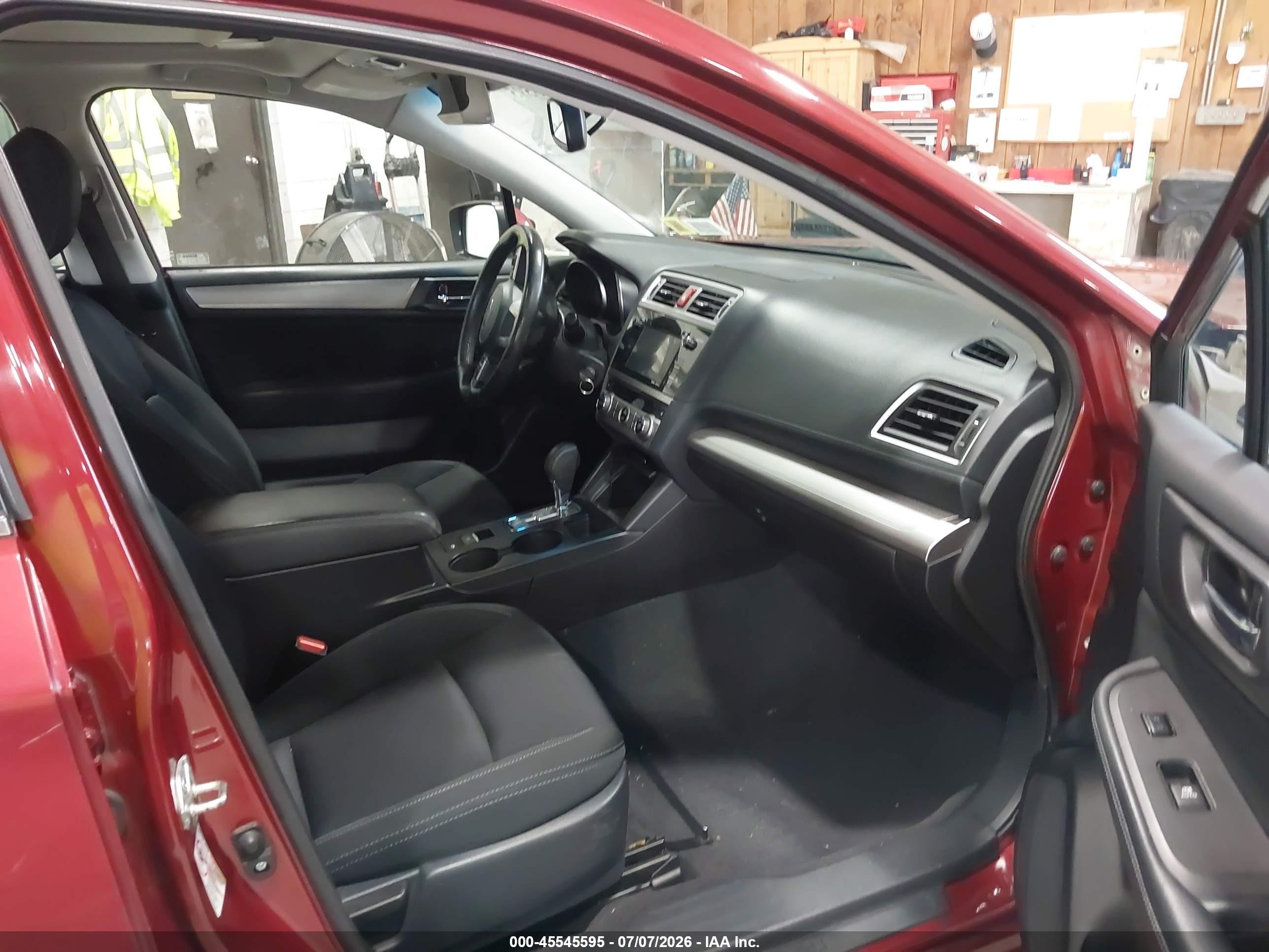 2015 Subaru Legacy 2.5i Premium Red vin: 4S3BNAE64F3040313