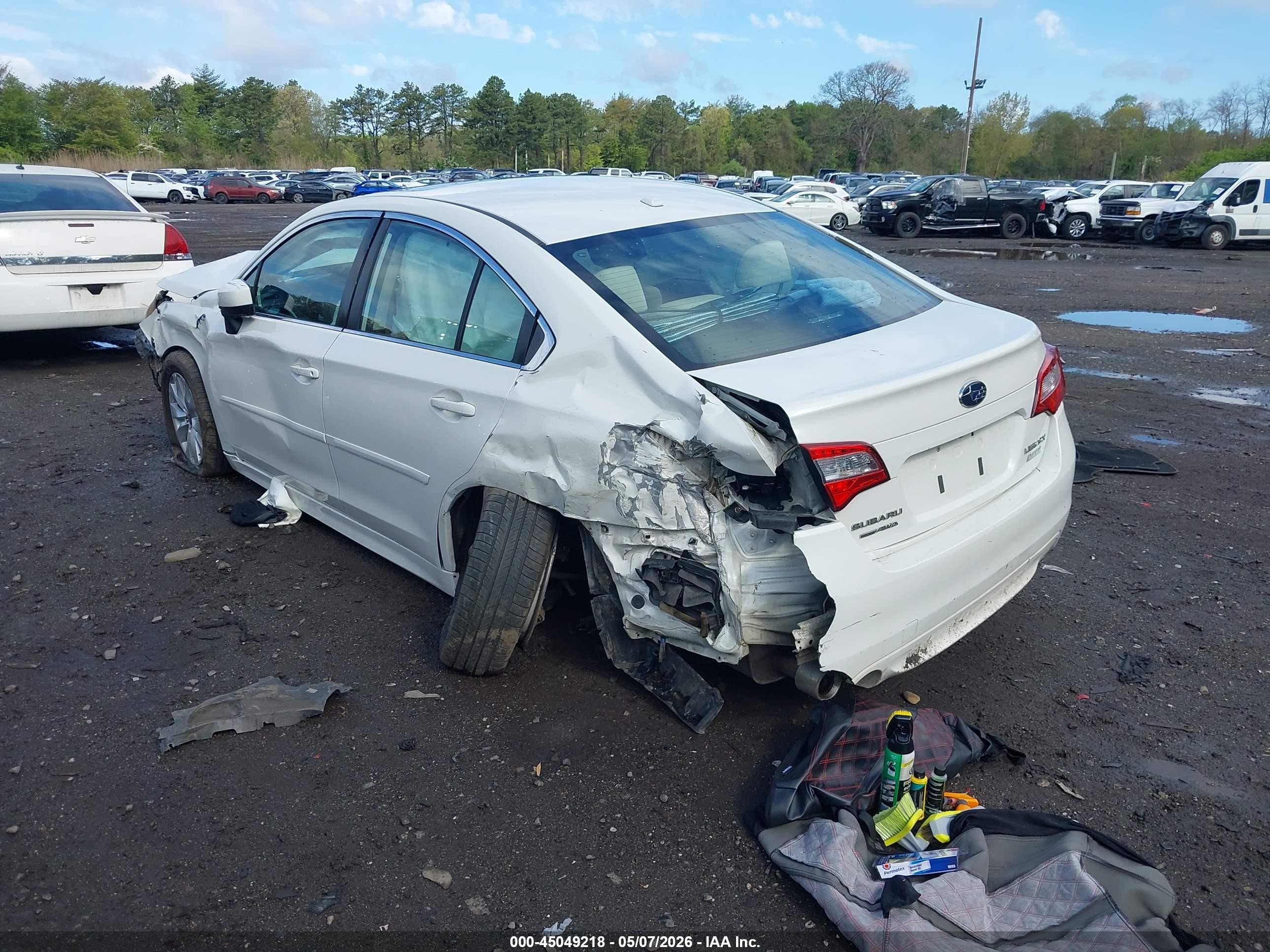 2015 Subaru Legacy 2.5i Premium White vin: 4S3BNAE65F3019678