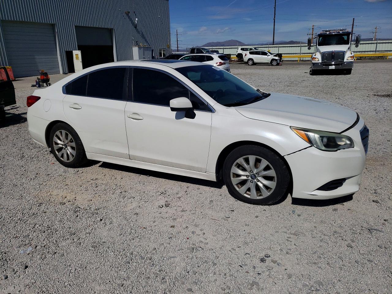 2015 Subaru Legacy 2.5i Premium White vin: 4S3BNAE68F3034000