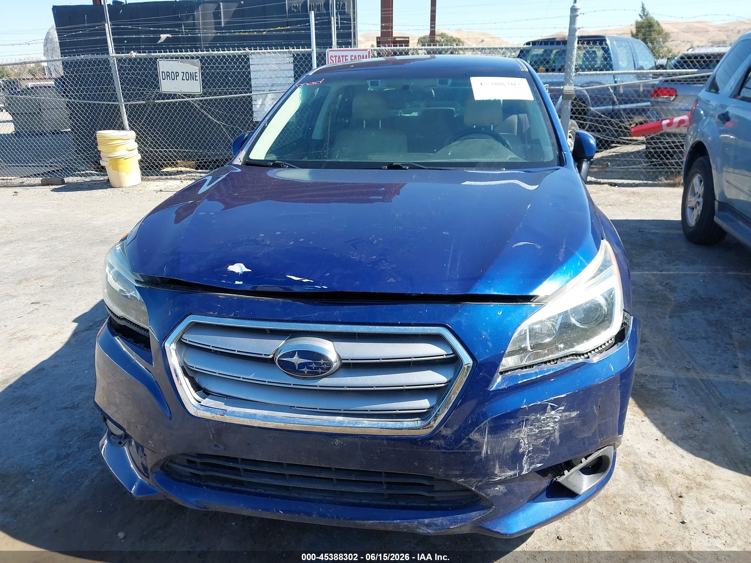 2015 Subaru Legacy 2.5i Premium Blue vin: 4S3BNAF60F3069452
