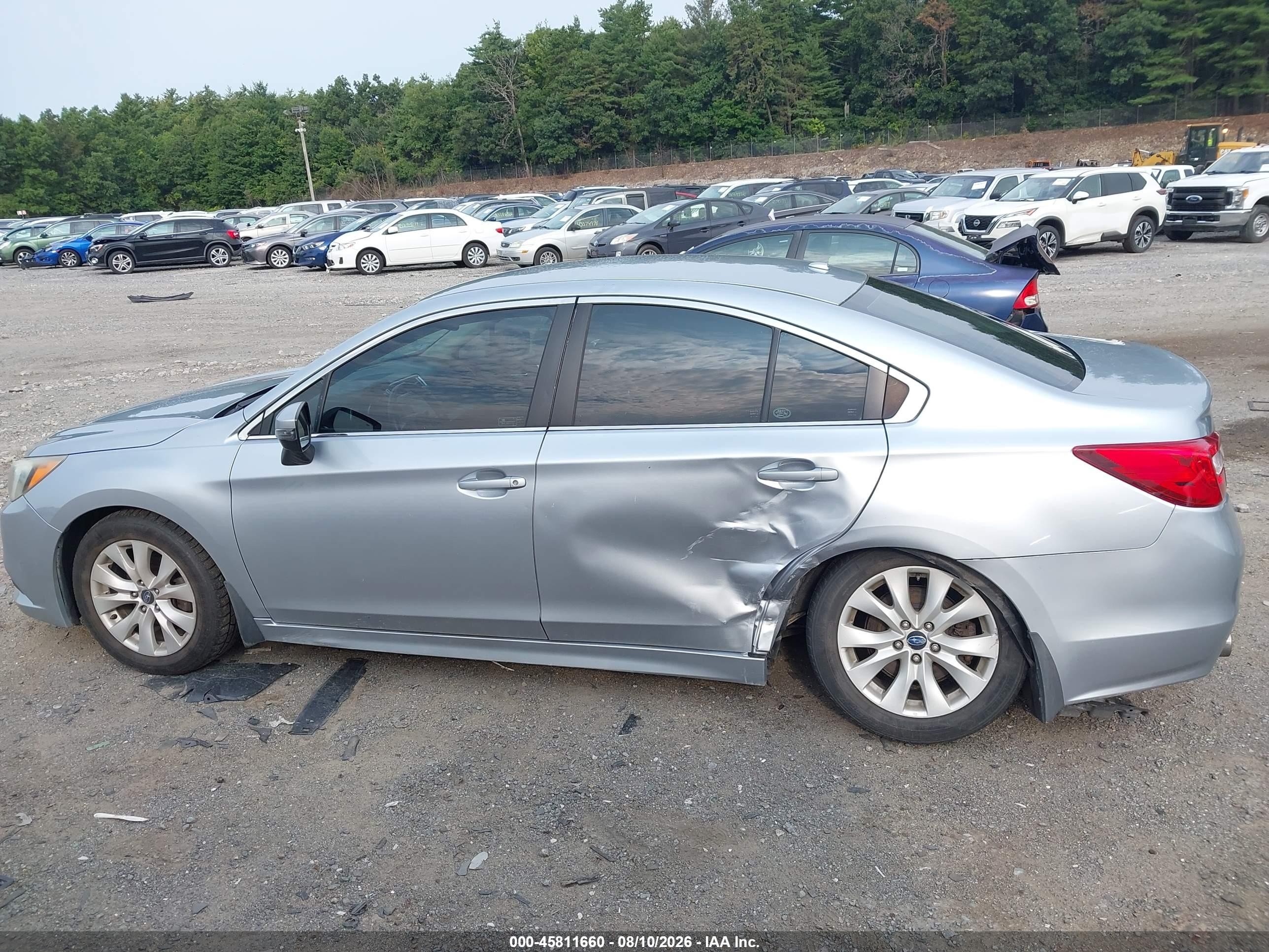 2015 Subaru Legacy 2.5i Premium Silver vin: 4S3BNAF61F3046178