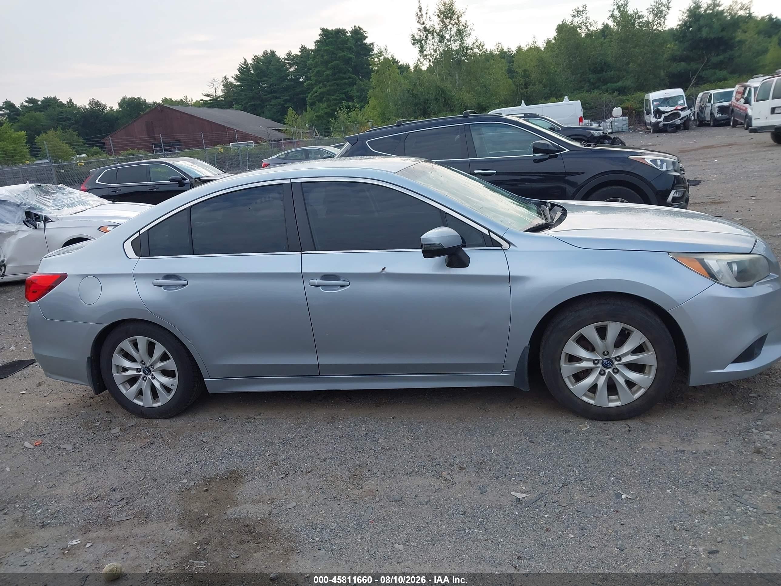 2015 Subaru Legacy 2.5i Premium Silver vin: 4S3BNAF61F3046178