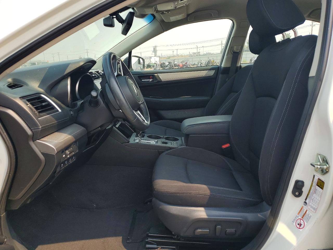 2018 Subaru Legacy 2.5i Premium White vin: 4S3BNAF61J3022410