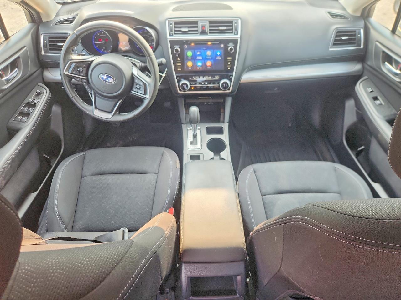 2019 Subaru Legacy 2.5i Premium Белый vin: 4S3BNAF62K3039914