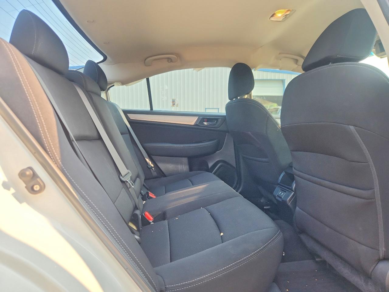 2019 Subaru Legacy 2.5i Premium Белый vin: 4S3BNAF62K3039914