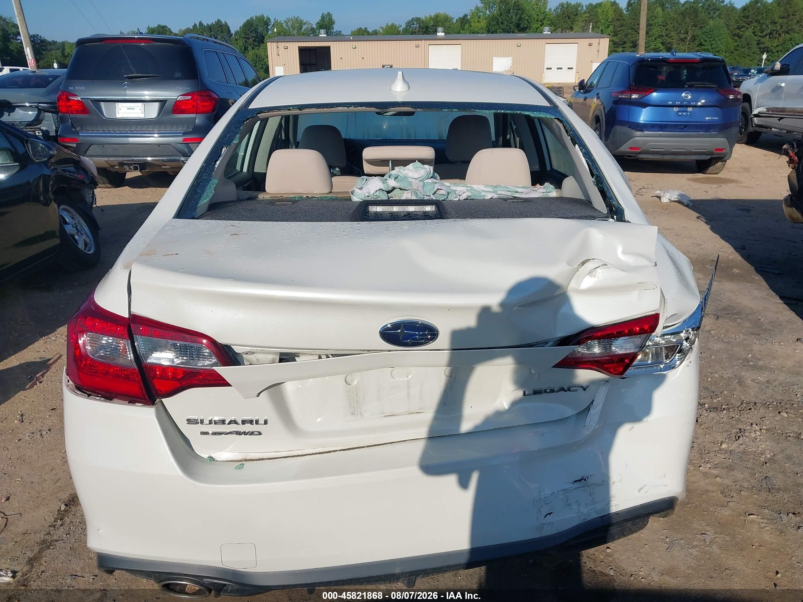 2018 Subaru Legacy 2.5i Premium White vin: 4S3BNAF64J3004838