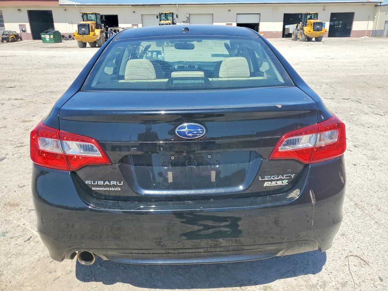 2015 Subaru Legacy 2.5i Premium Черный vin: 4S3BNAF65F3038455
