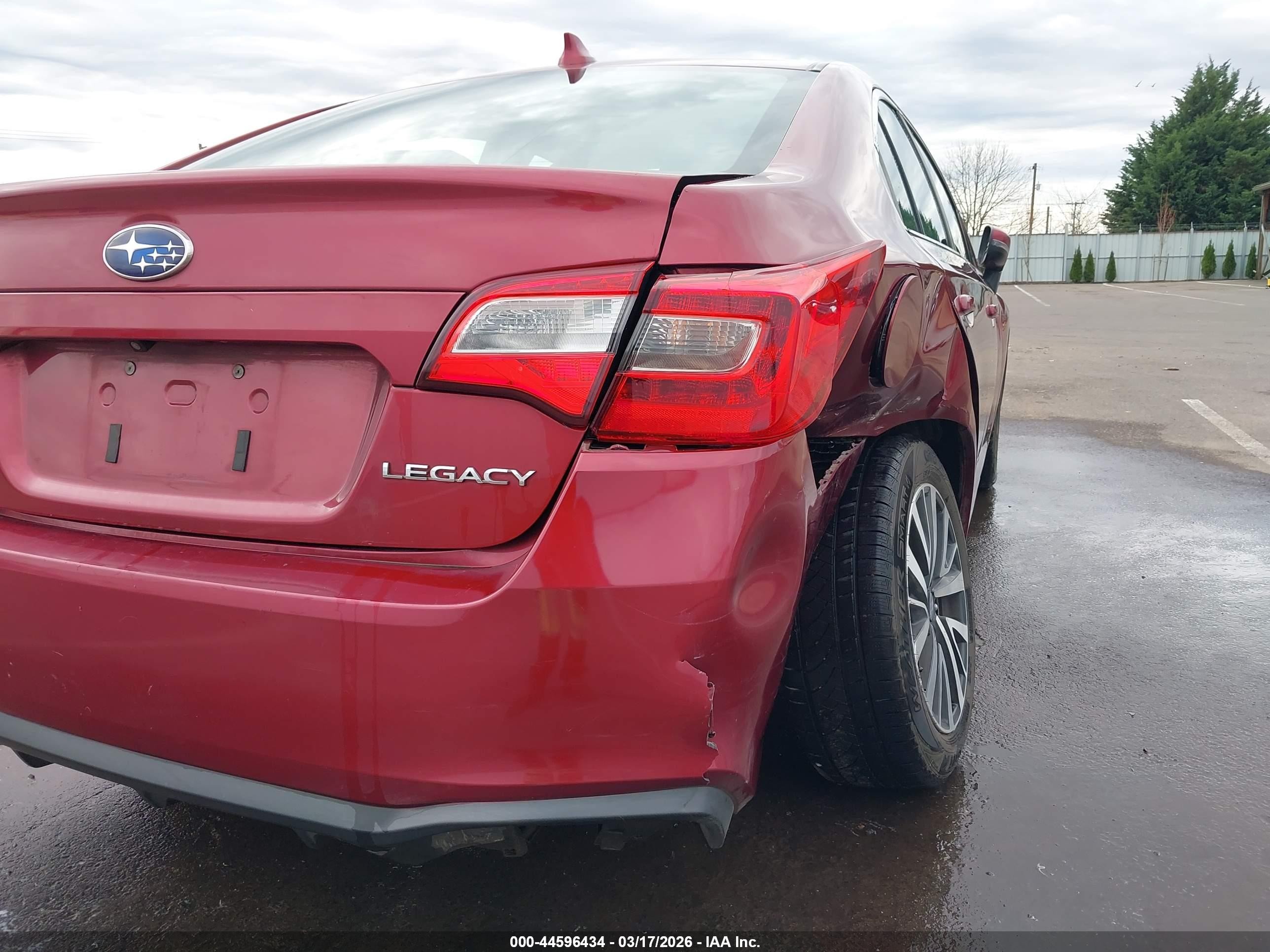 2018 Subaru Legacy 2.5i Premium Red vin: 4S3BNAF65J3045690