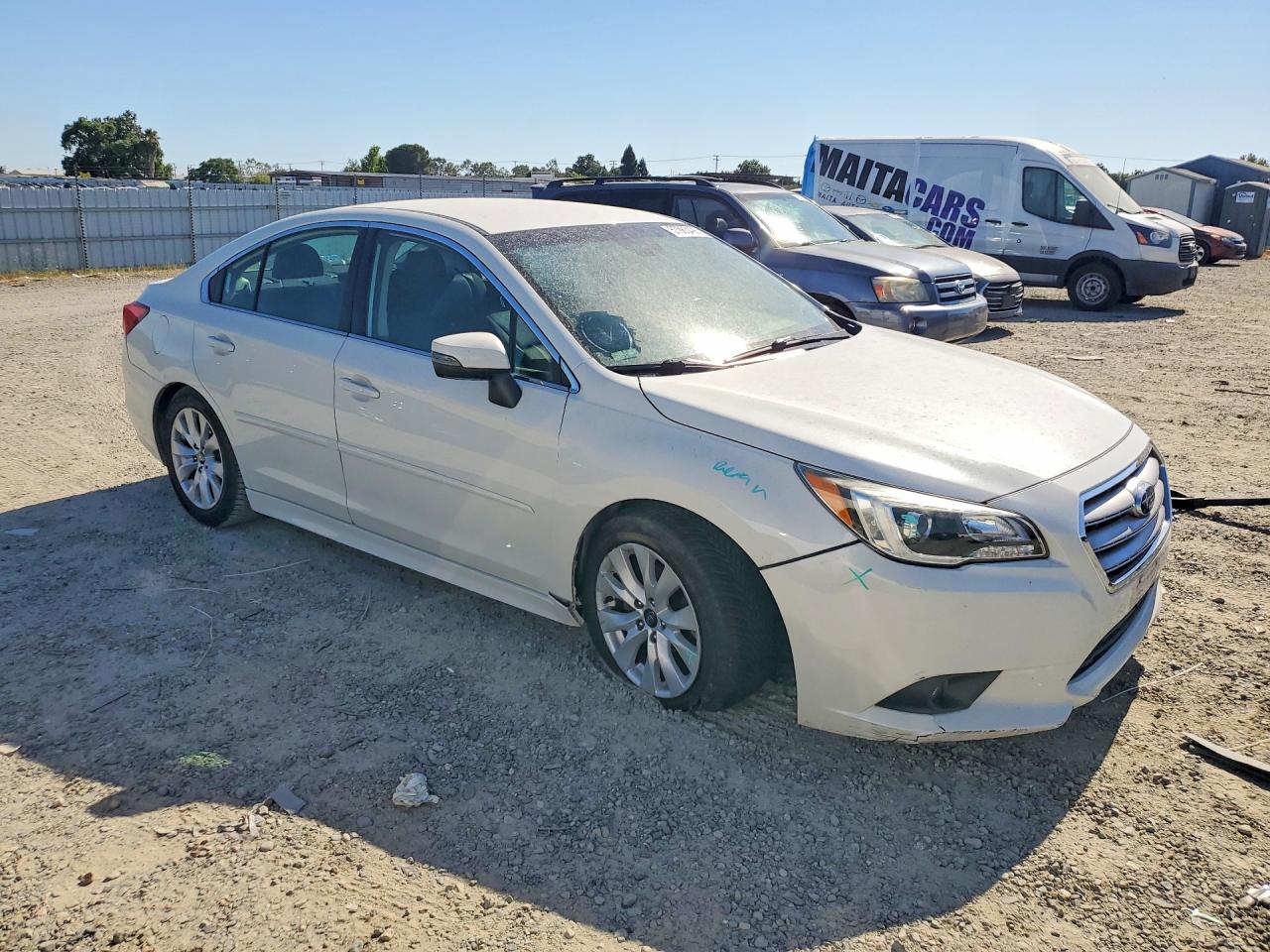 2015 Subaru Legacy 2.5i Premium Cream vin: 4S3BNAF66F3046354
