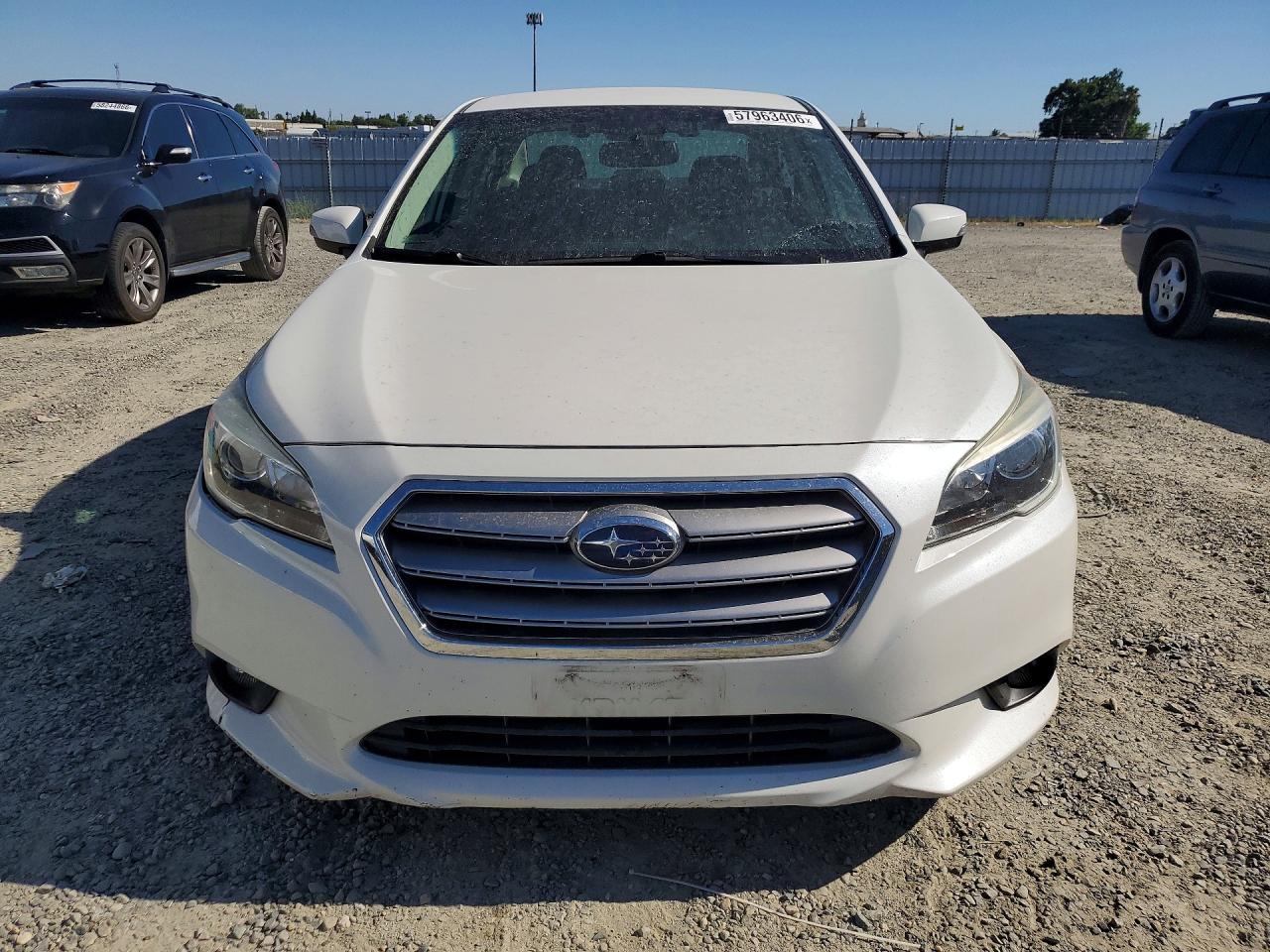 2015 Subaru Legacy 2.5i Premium Cream vin: 4S3BNAF66F3046354