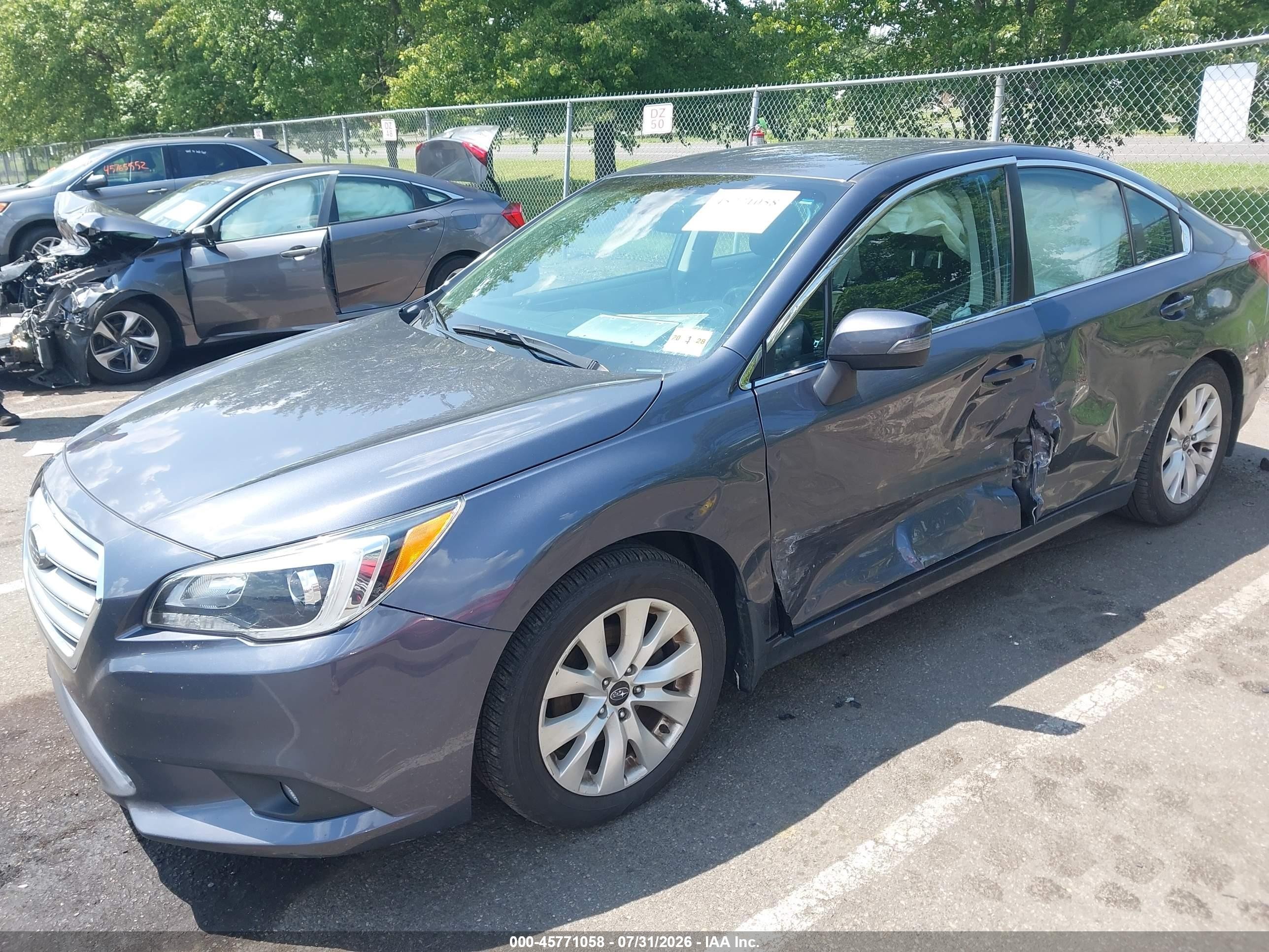 2015 Subaru Legacy 2.5i Premium Gray vin: 4S3BNAF66F3054616