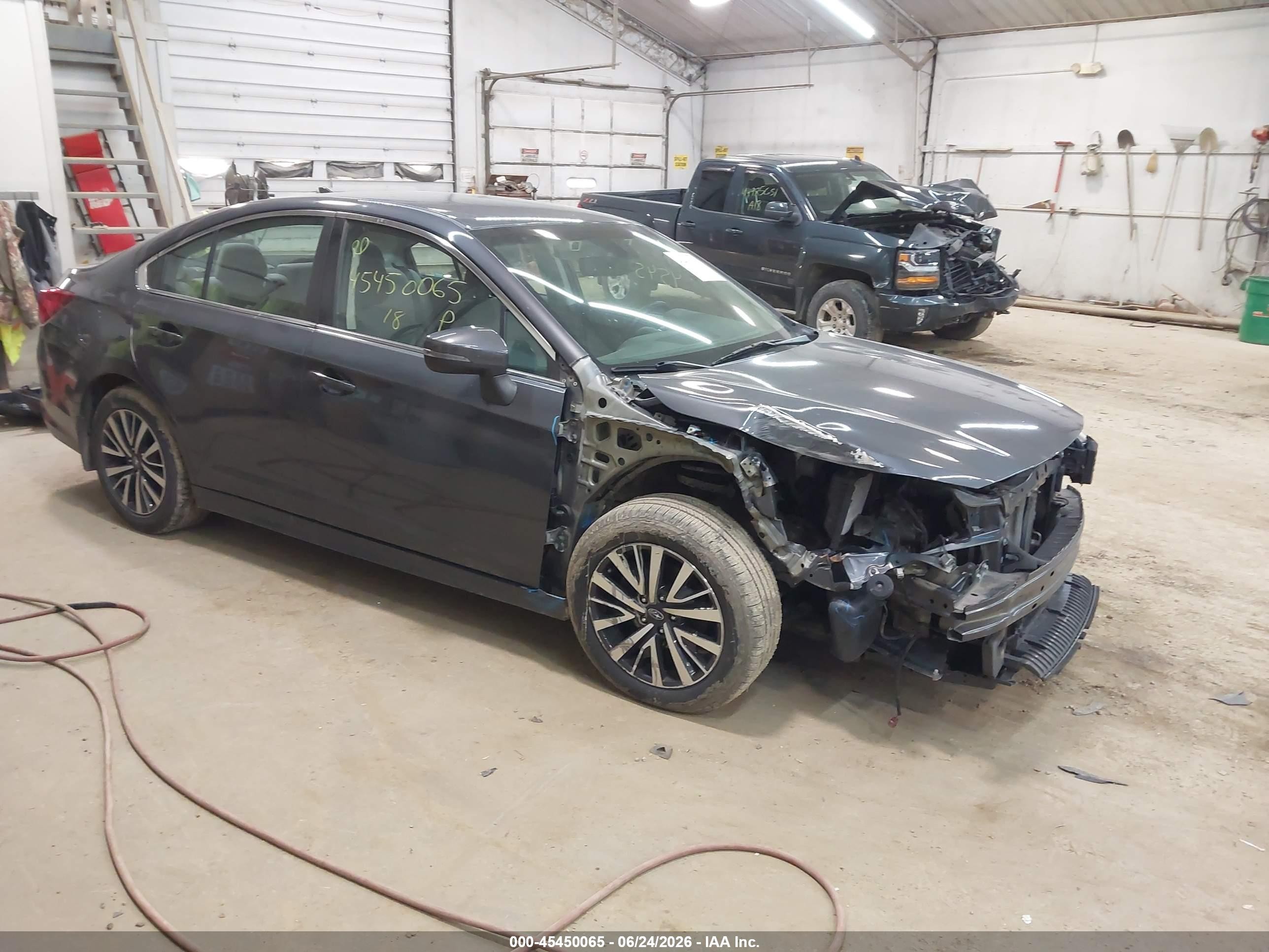 2018 Subaru Legacy 2.5i Premium Gray vin: 4S3BNAF67J3046209