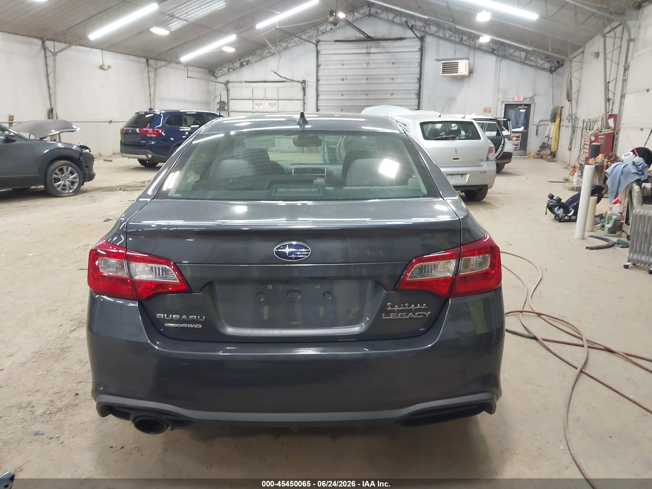 2018 Subaru Legacy 2.5i Premium Gray vin: 4S3BNAF67J3046209