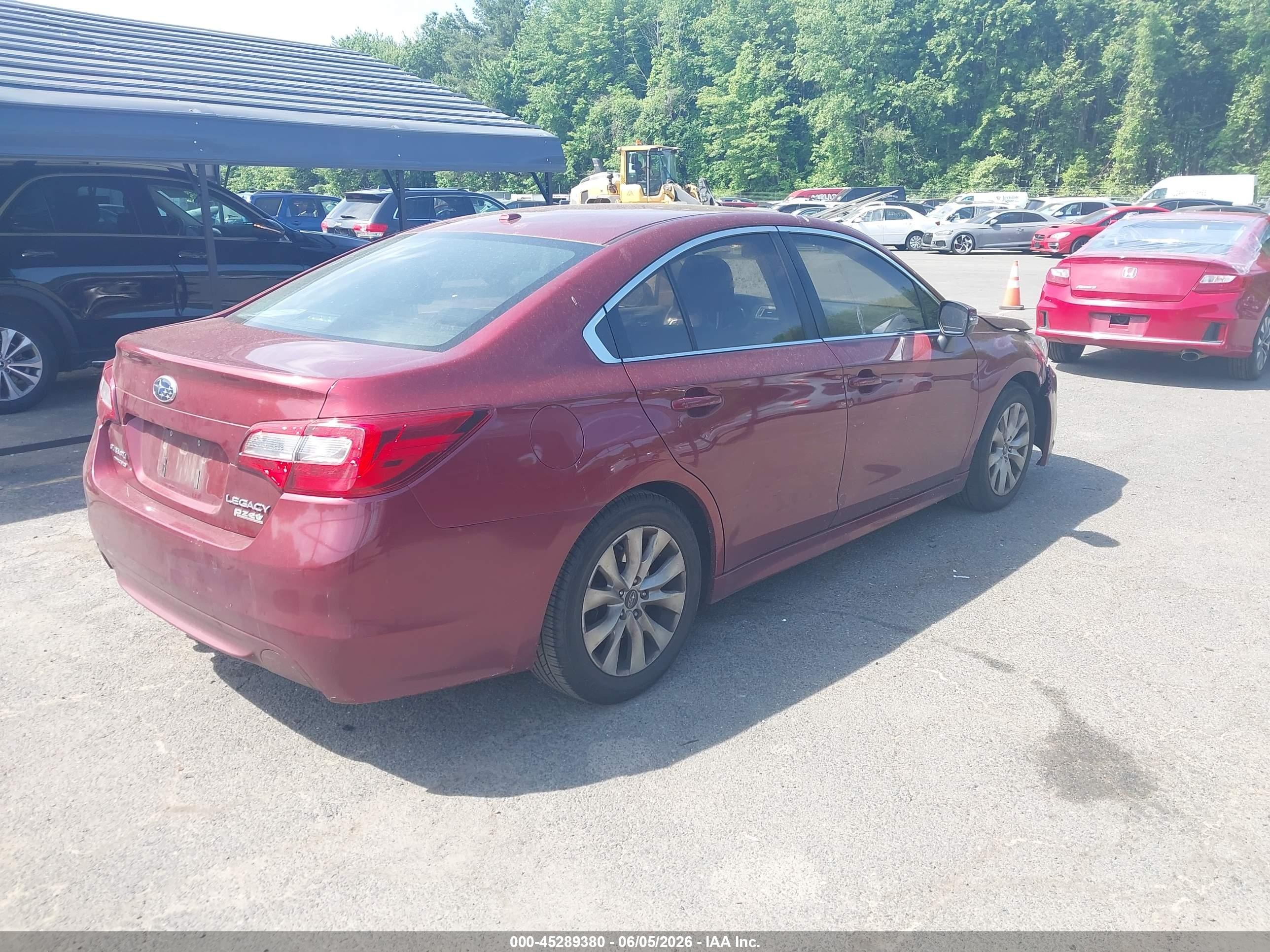 2015 Subaru Legacy 2.5i Premium Red vin: 4S3BNAF68F3016675