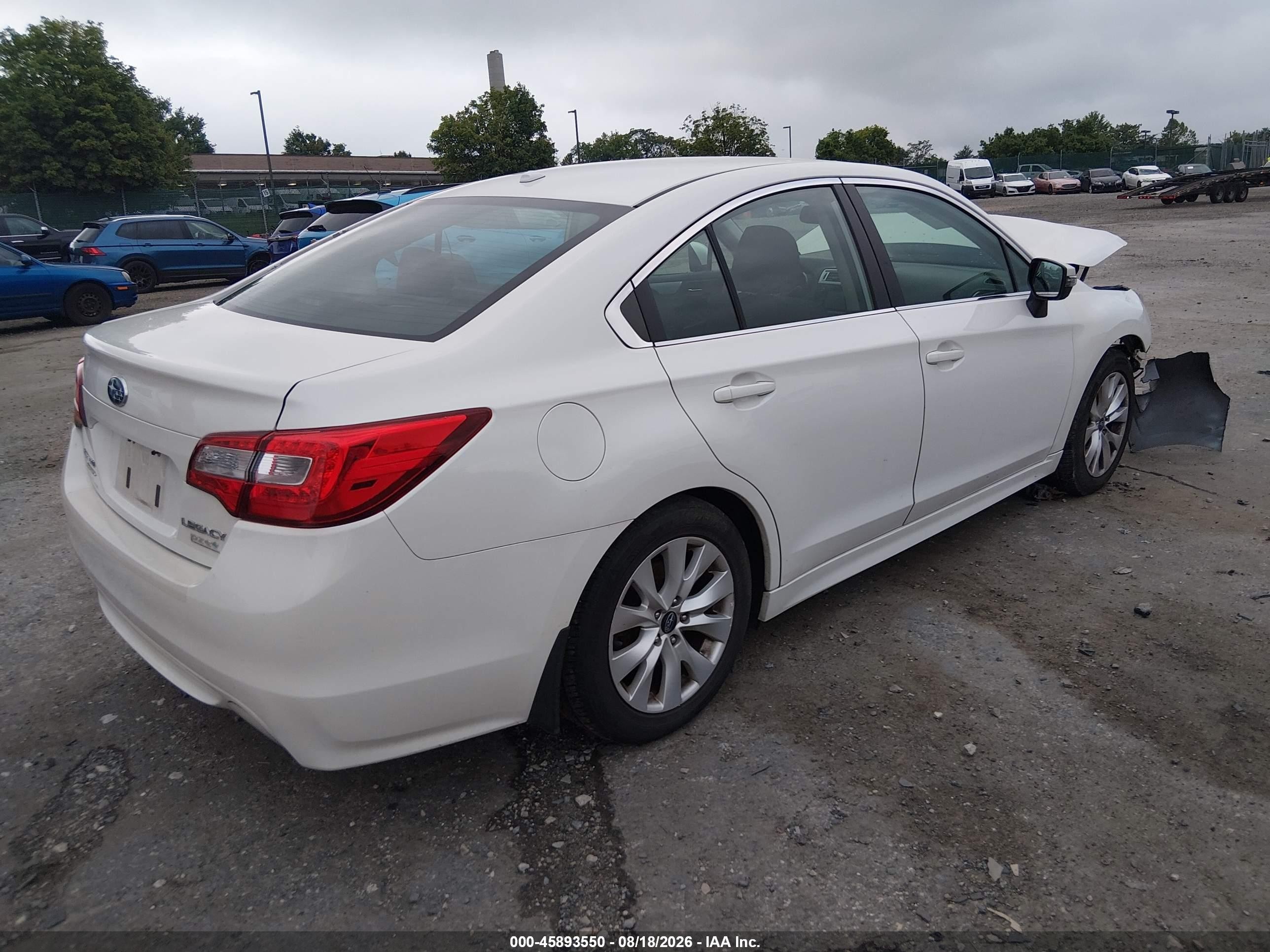 2015 Subaru Legacy 2.5i Premium Белый vin: 4S3BNAF69F3060796