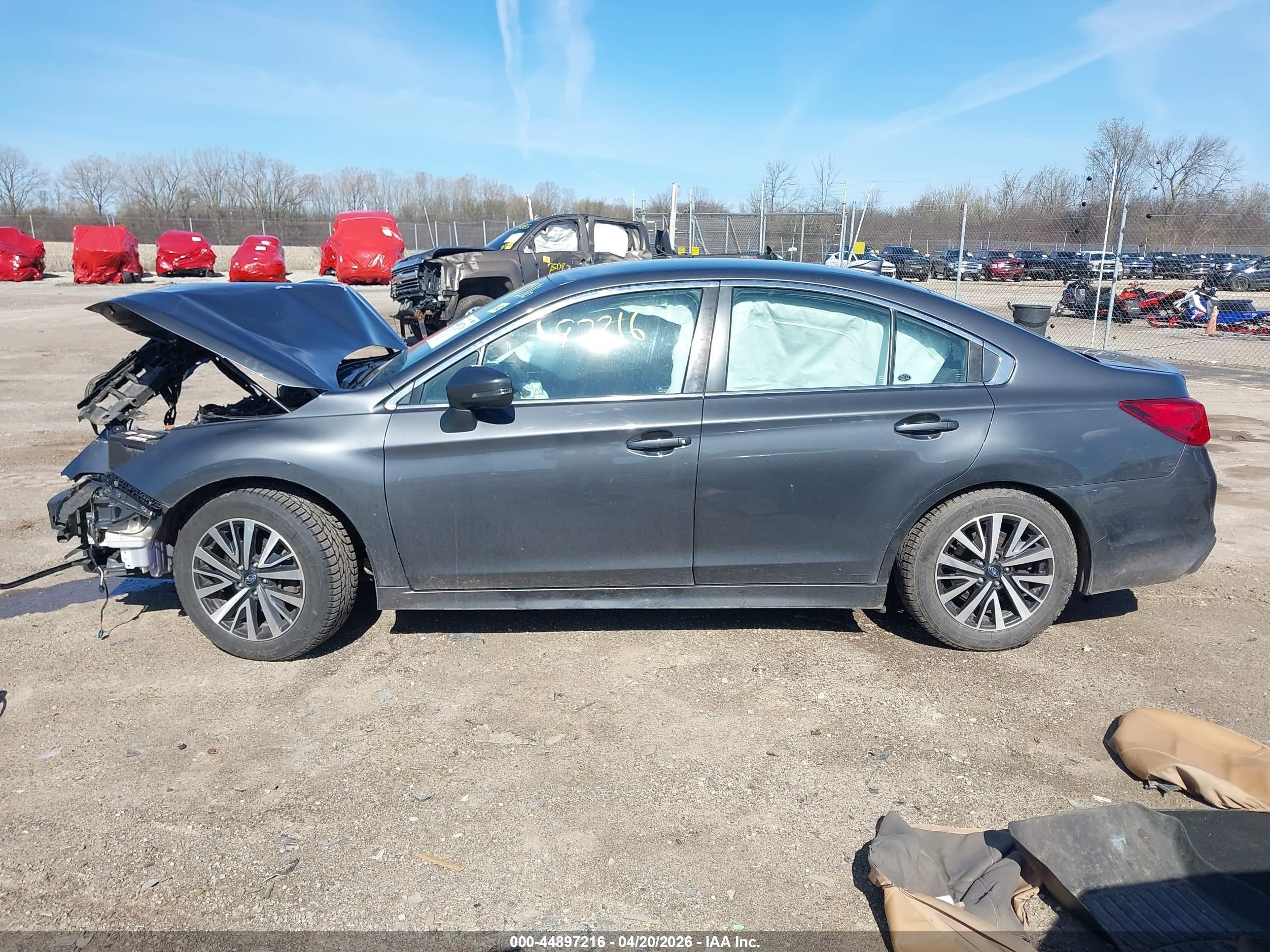 2019 Subaru Legacy 2.5i Premium Gray vin: 4S3BNAF6XK3014615