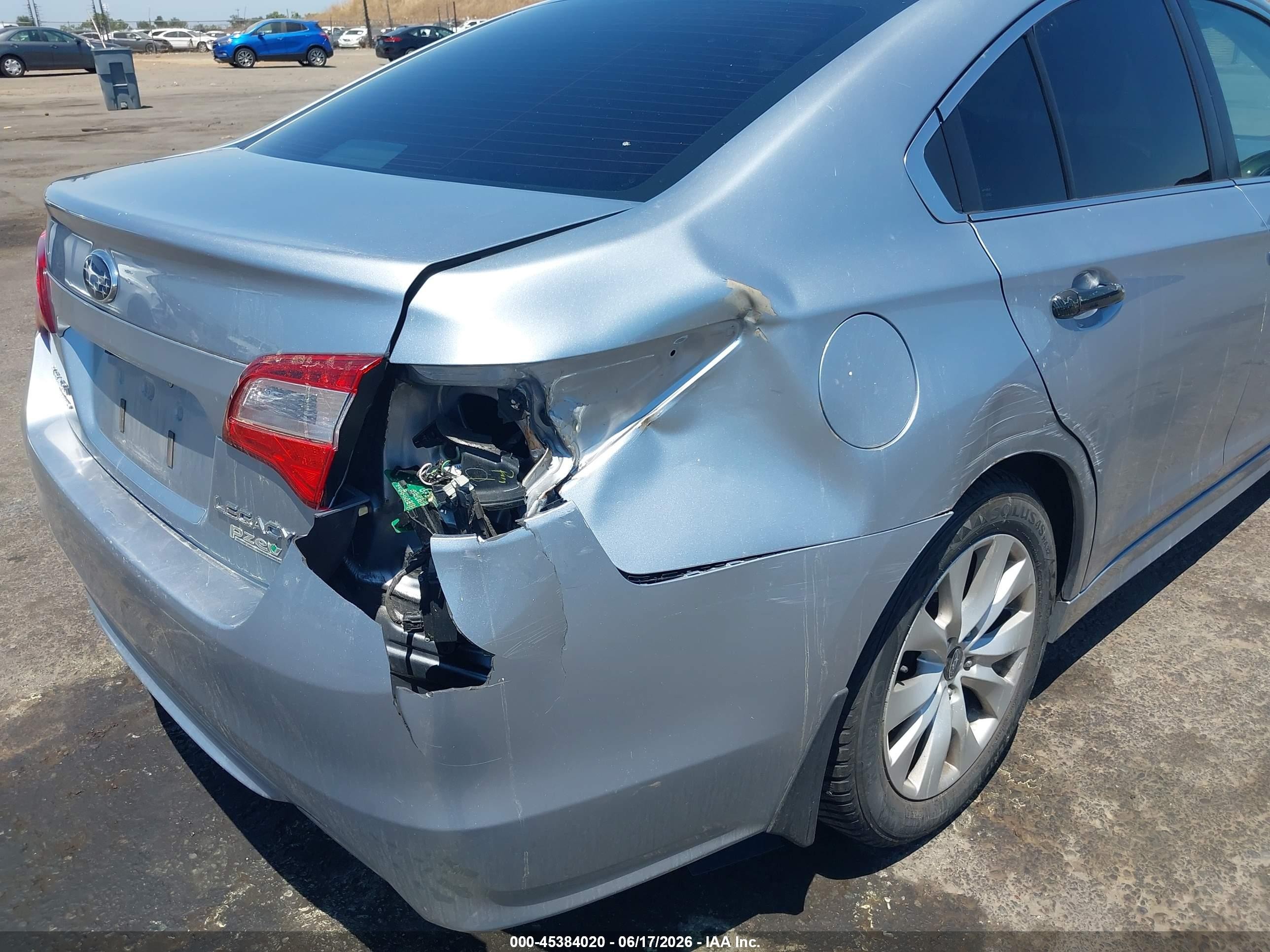 2015 Subaru Legacy 2.5i Premium Blue vin: 4S3BNAH60F3051966