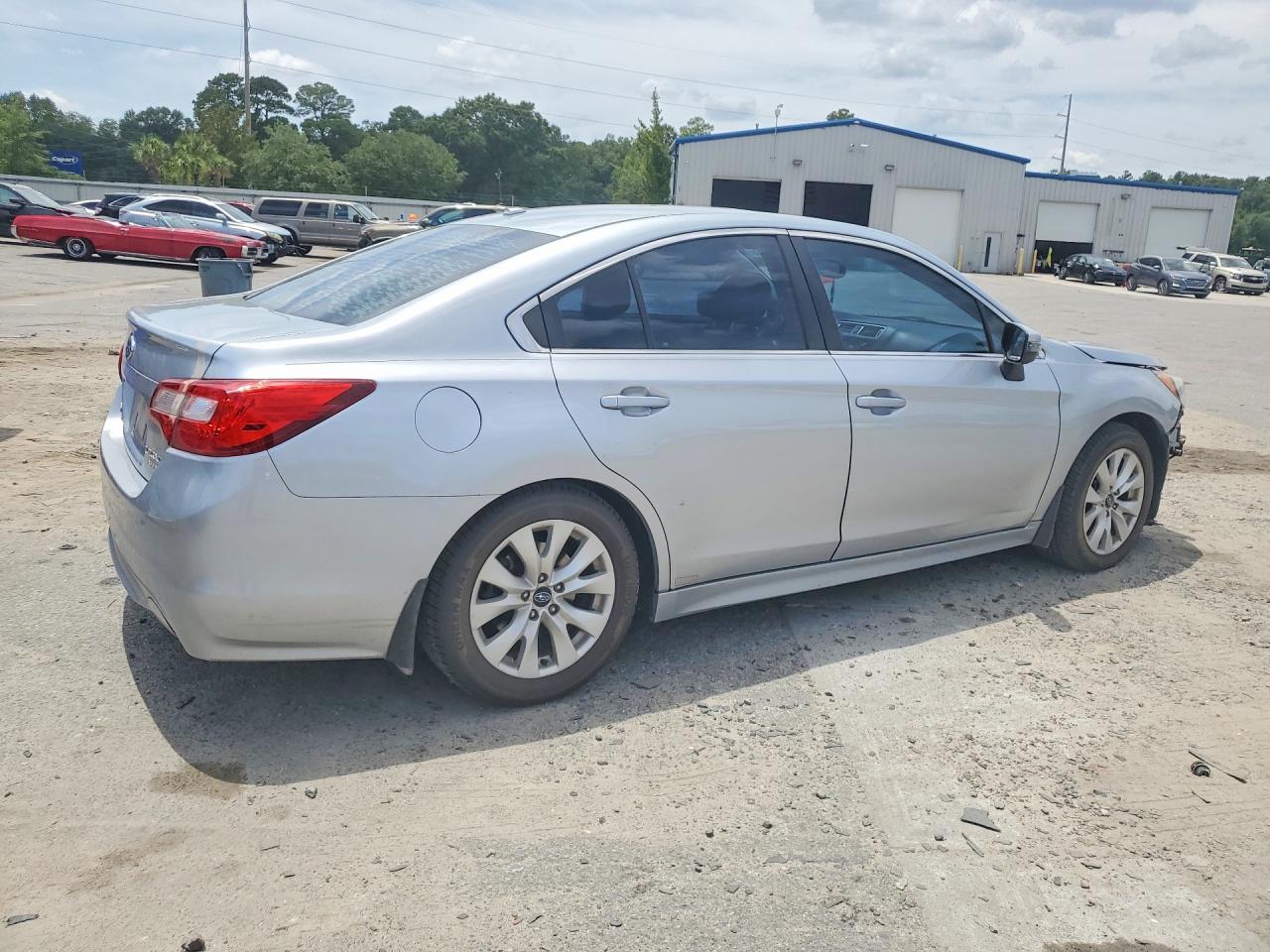 2015 Subaru Legacy 2.5i Premium Silver vin: 4S3BNAH61F3014408