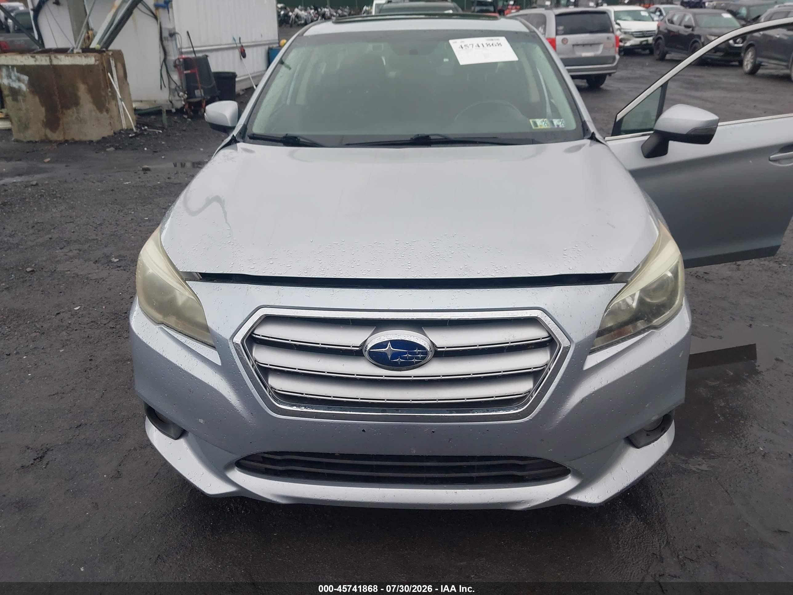 2015 Subaru Legacy 2.5i Premium Silver vin: 4S3BNAH64F3017464