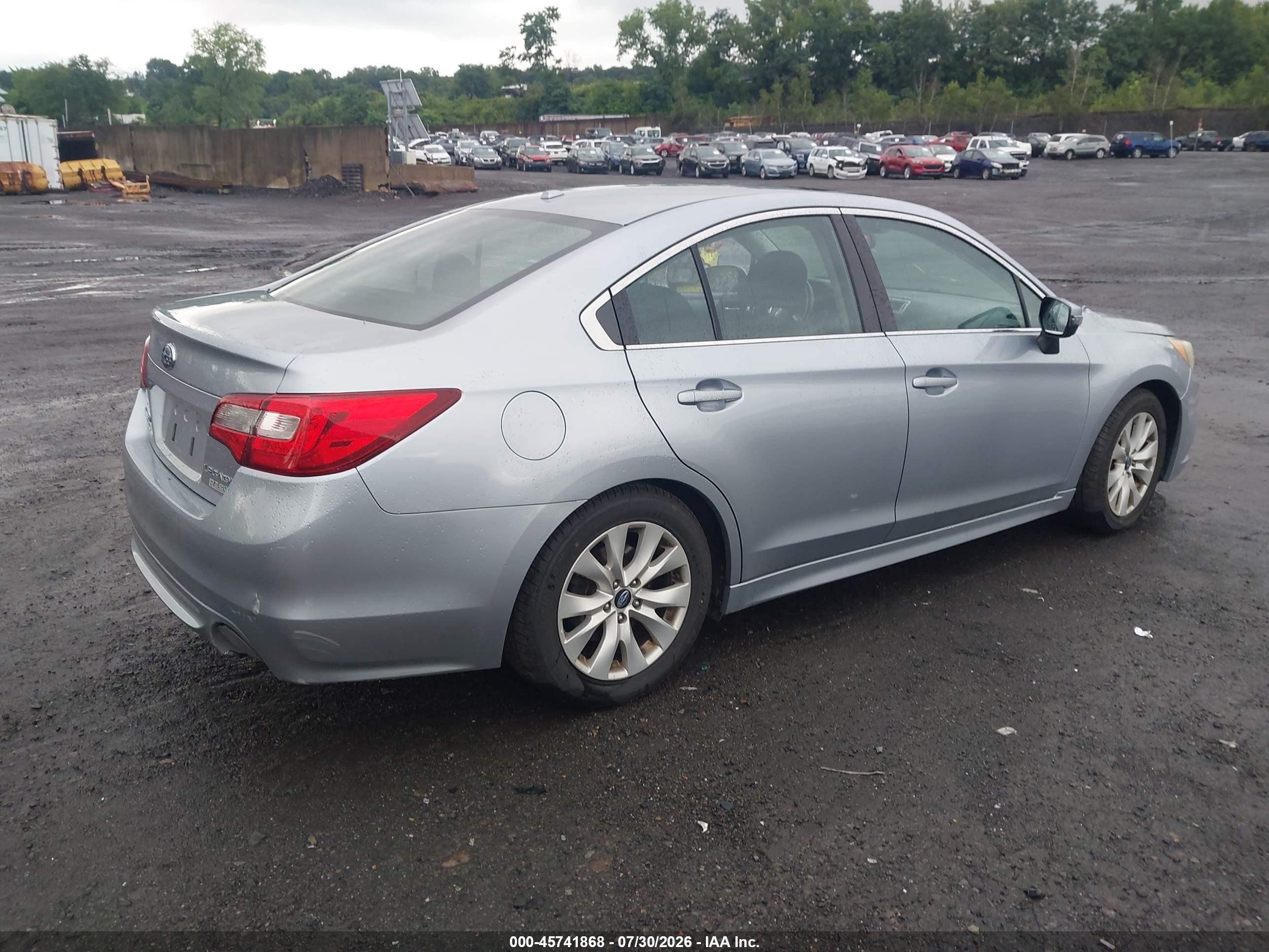 2015 Subaru Legacy 2.5i Premium Silver vin: 4S3BNAH64F3017464