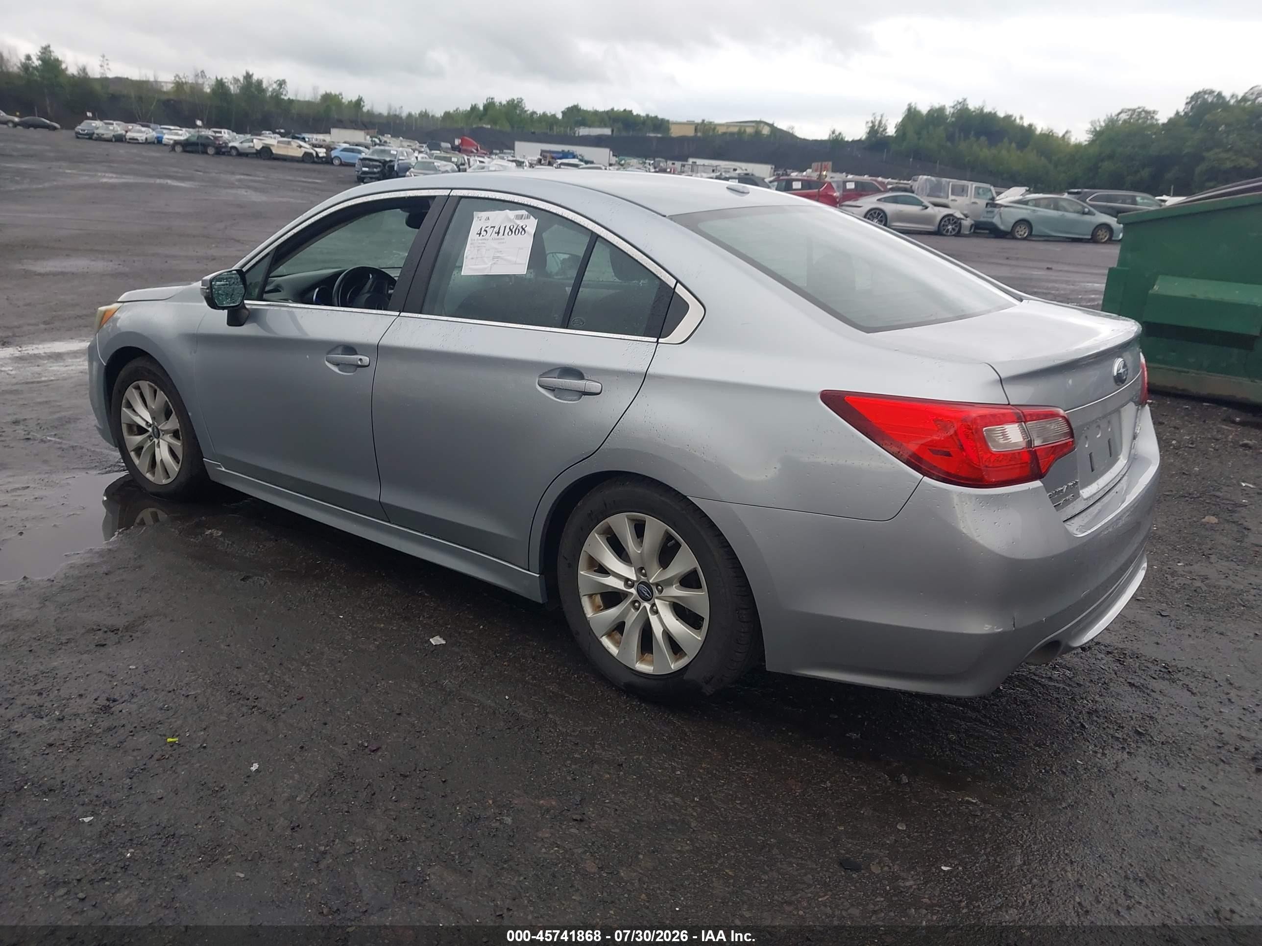 2015 Subaru Legacy 2.5i Premium Silver vin: 4S3BNAH64F3017464