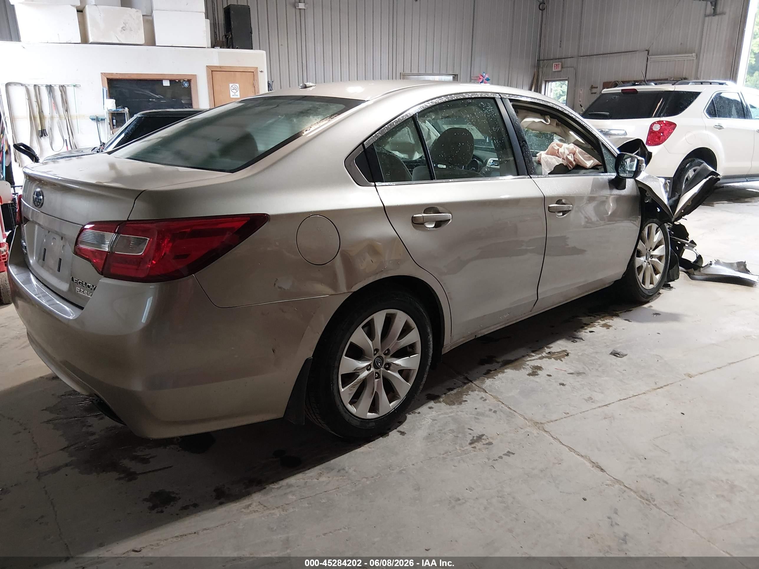 2015 Subaru Legacy 2.5i Premium Beige vin: 4S3BNAH66F3048313