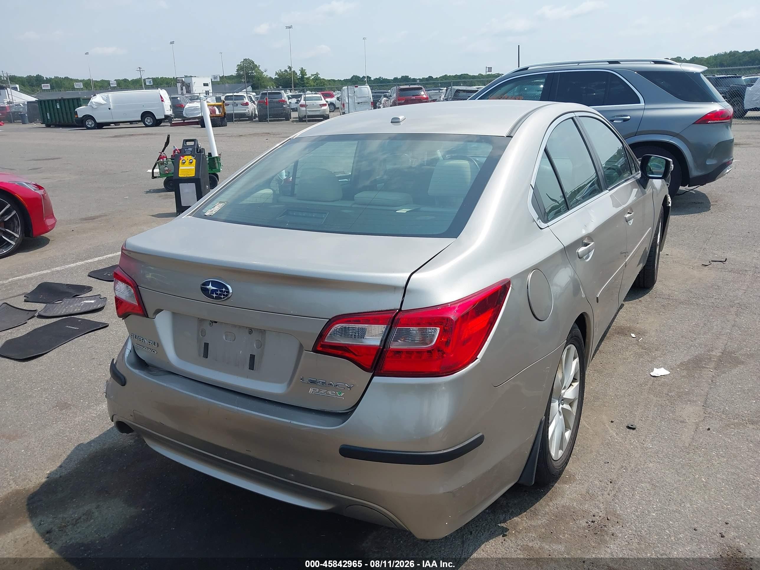 2015 Subaru Legacy 2.5i Premium Beige vin: 4S3BNAH67F3037658