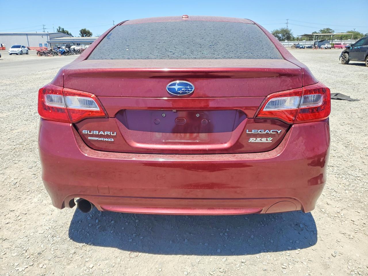 2015 Subaru Legacy 2.5i Limited Maroon vin: 4S3BNAJ60F3006164