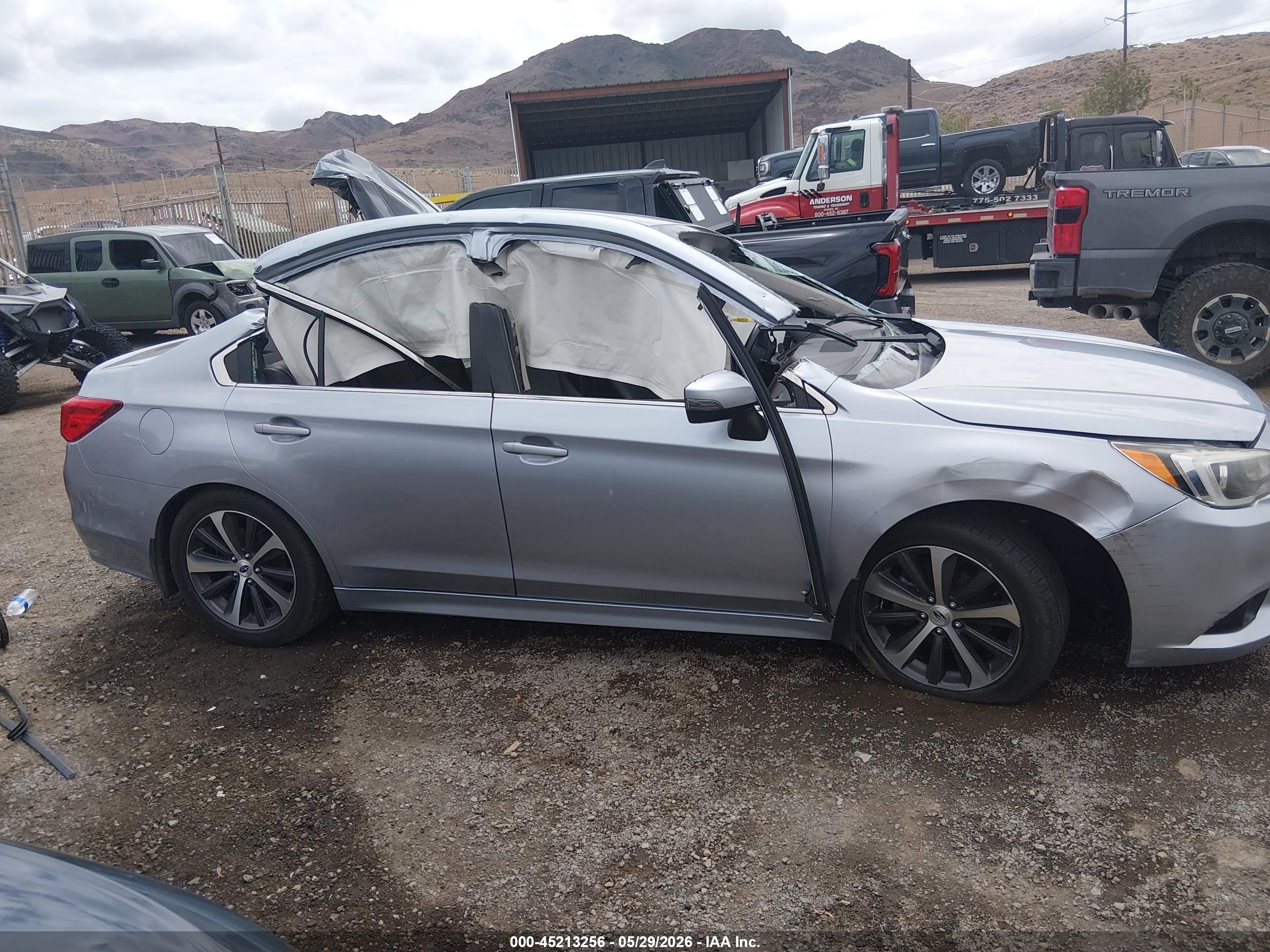 2015 Subaru Legacy 2.5i Limited Silver vin: 4S3BNAJ60F3020369