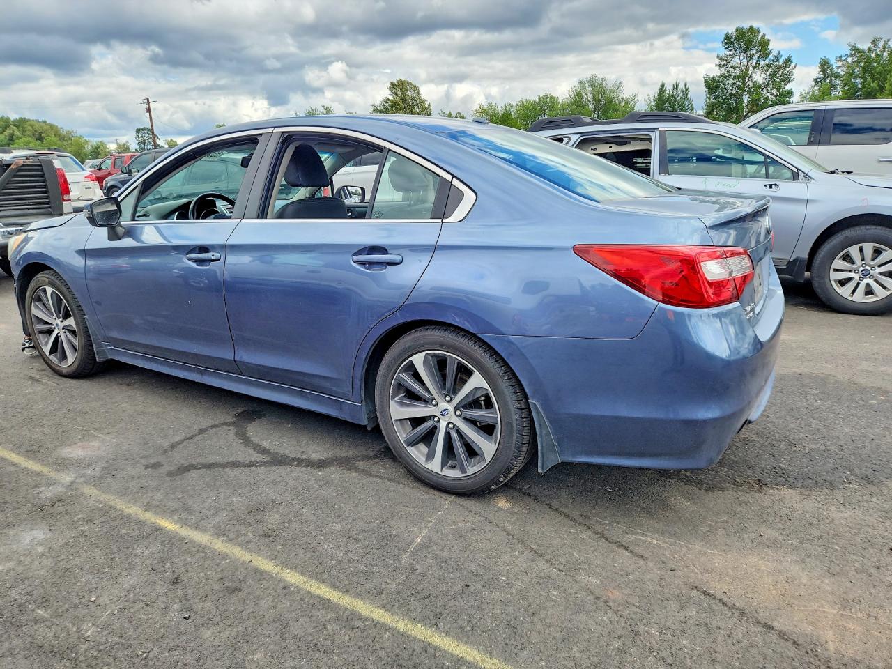 2015 Subaru Legacy 2.5i Limited Синий vin: 4S3BNAJ61F3019814