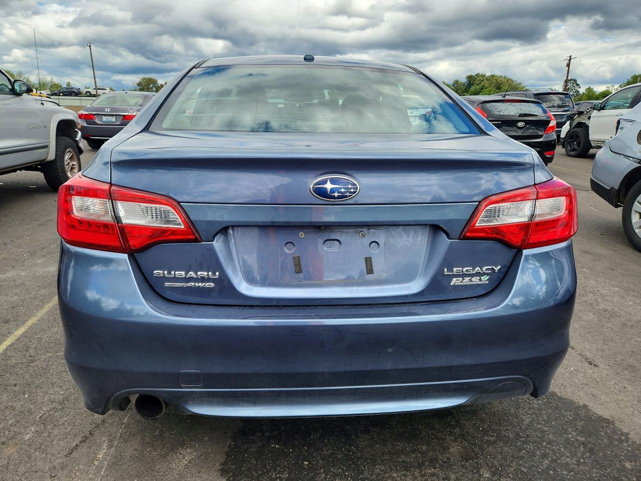 2015 Subaru Legacy 2.5i Limited Синий vin: 4S3BNAJ61F3019814