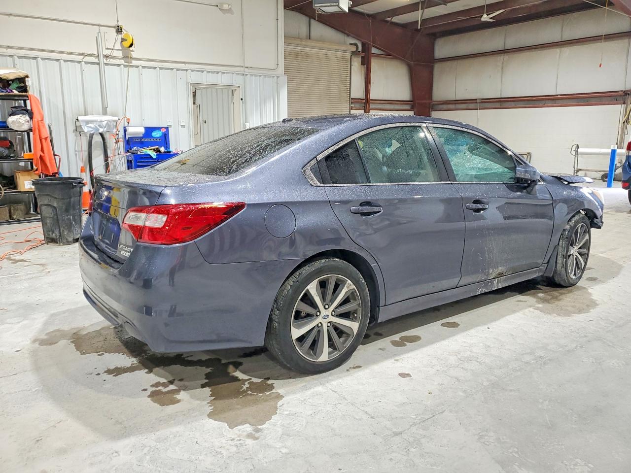 2015 Subaru Legacy 2.5i Limited Blue vin: 4S3BNAJ61F3039397
