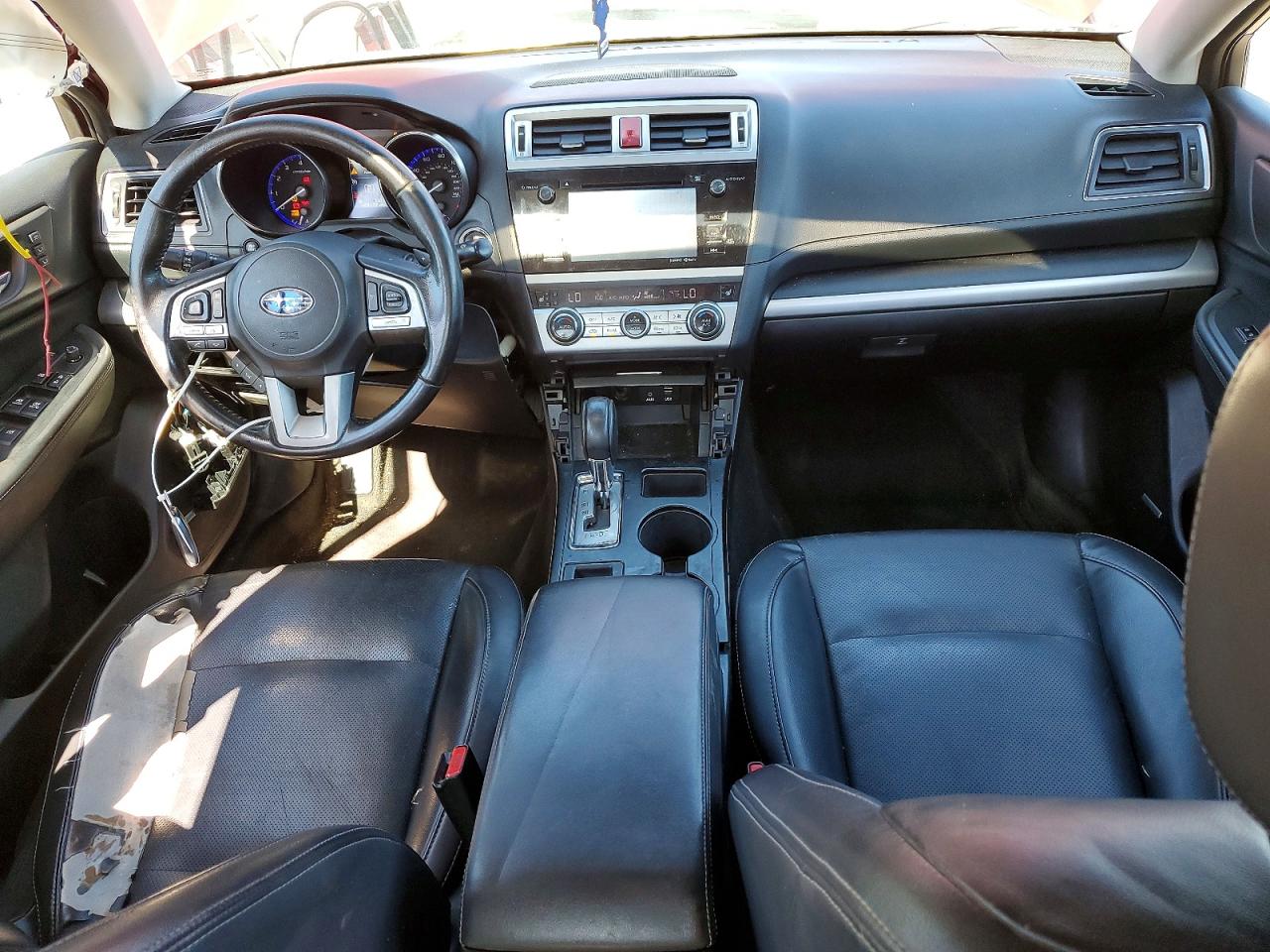 2015 Subaru Legacy 2.5i Limited Burgundy vin: 4S3BNAL61F3030969