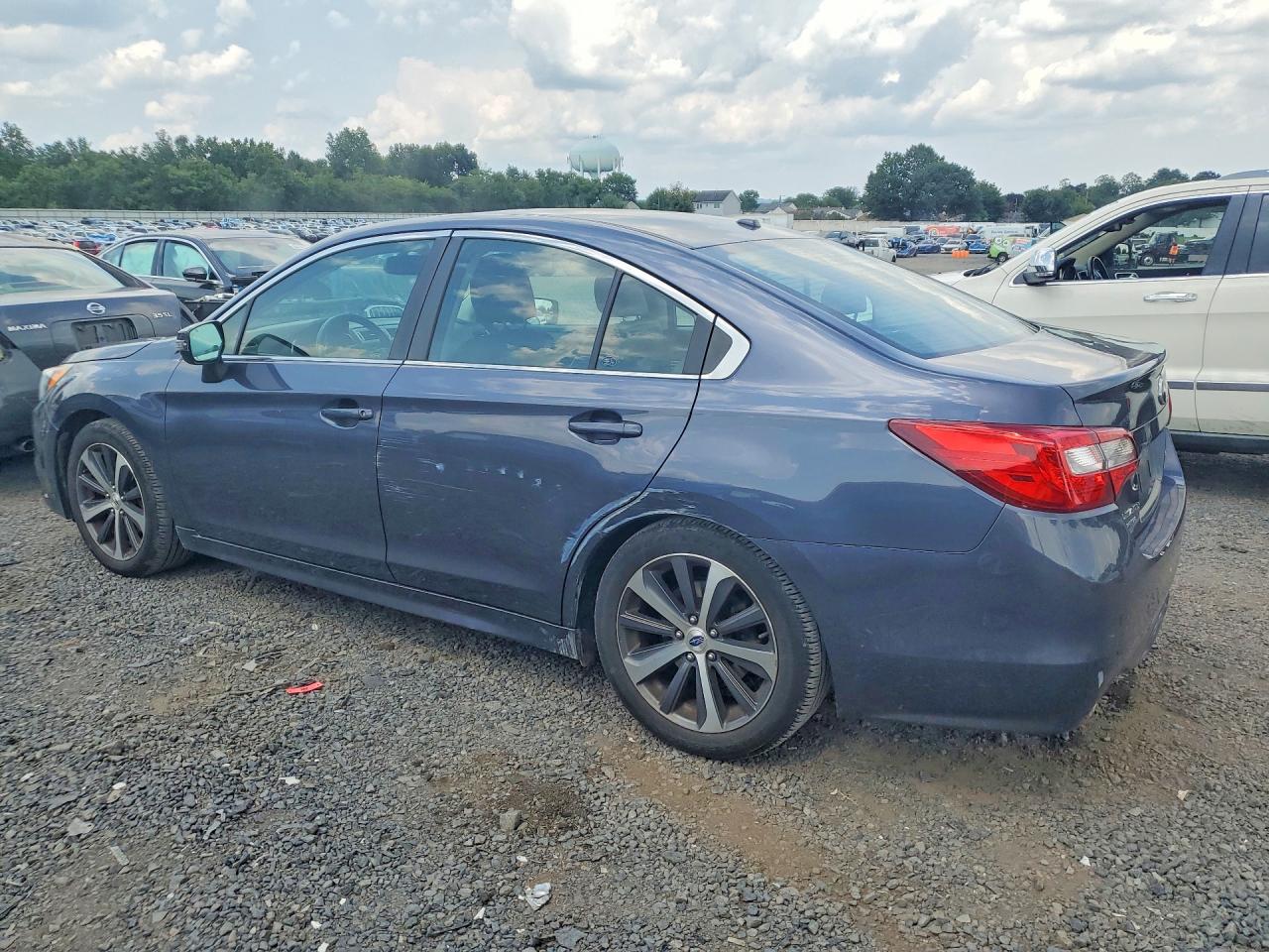 2015 Subaru Legacy 2.5i Limited Gray vin: 4S3BNAL65F3004617