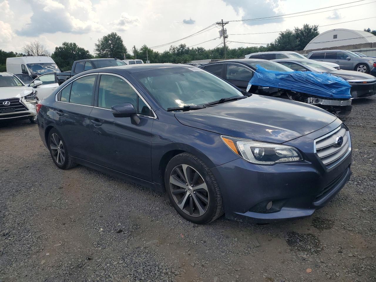 2015 Subaru Legacy 2.5i Limited Gray vin: 4S3BNAL65F3004617