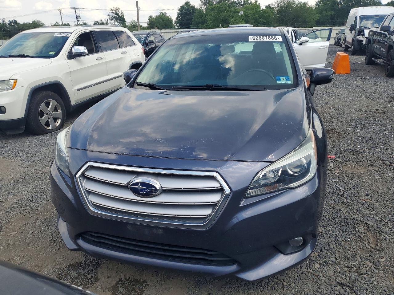 2015 Subaru Legacy 2.5i Limited Gray vin: 4S3BNAL65F3004617