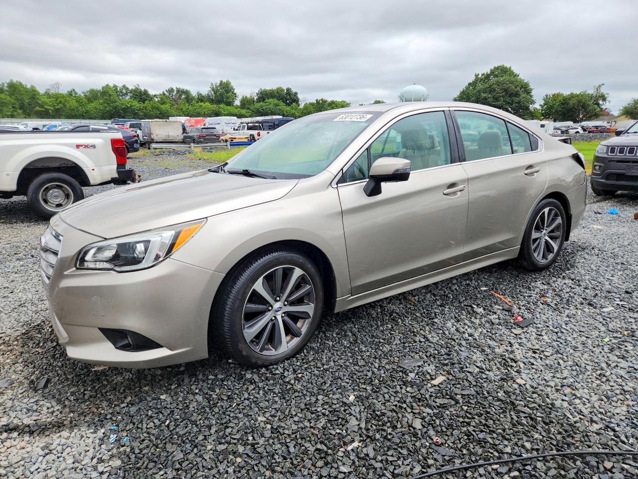 2015 Subaru Legacy 2.5i Limited Tan vin: 4S3BNAL66F3025976