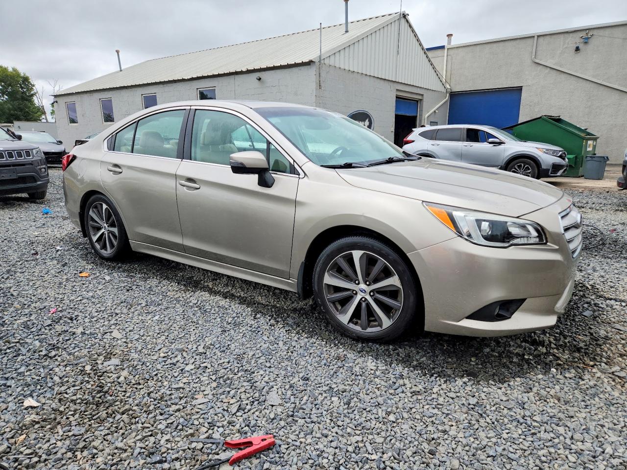 2015 Subaru Legacy 2.5i Limited Tan vin: 4S3BNAL66F3025976