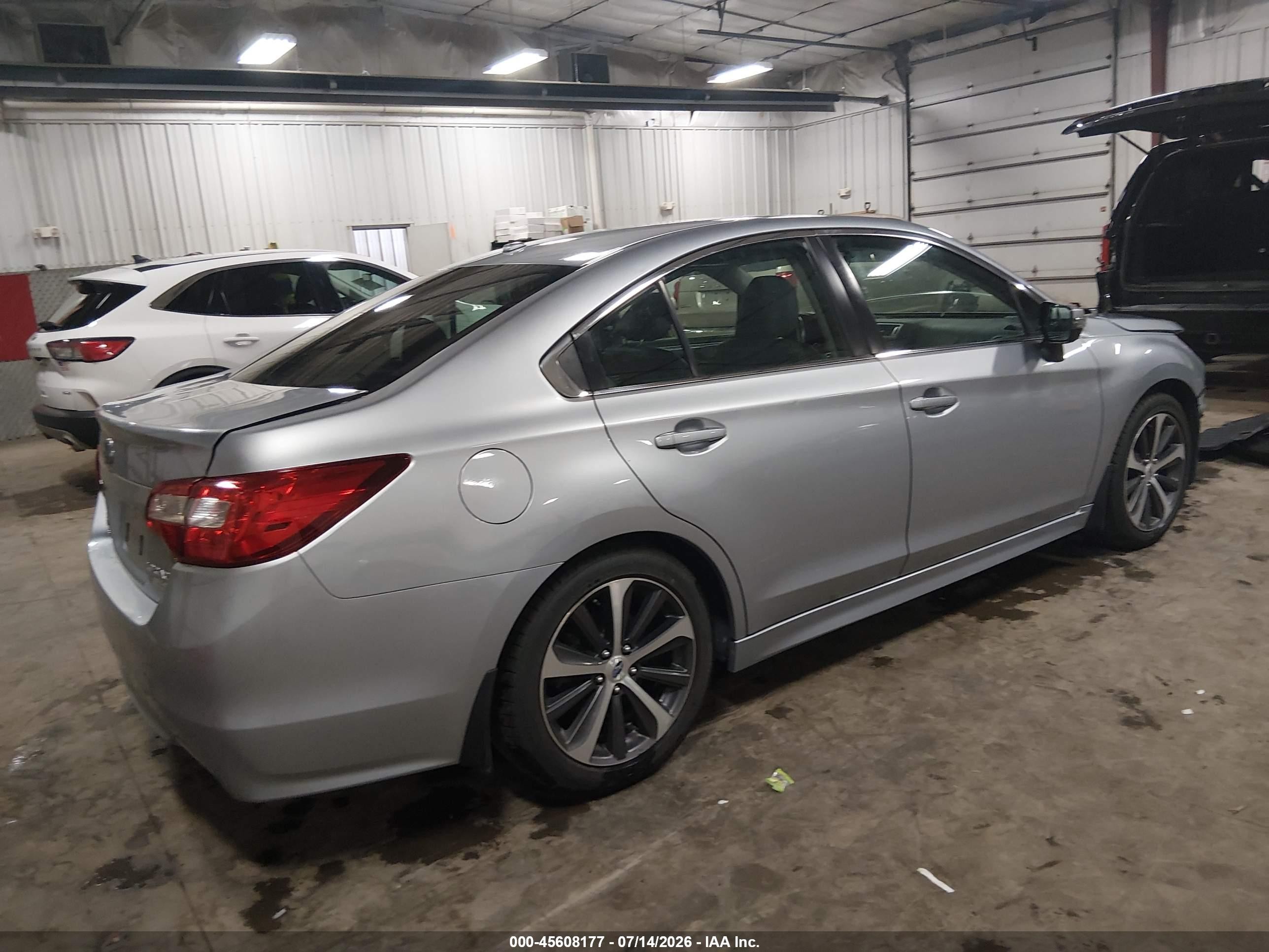 2015 Subaru Legacy 2.5i Limited Gray vin: 4S3BNAL66F3038131