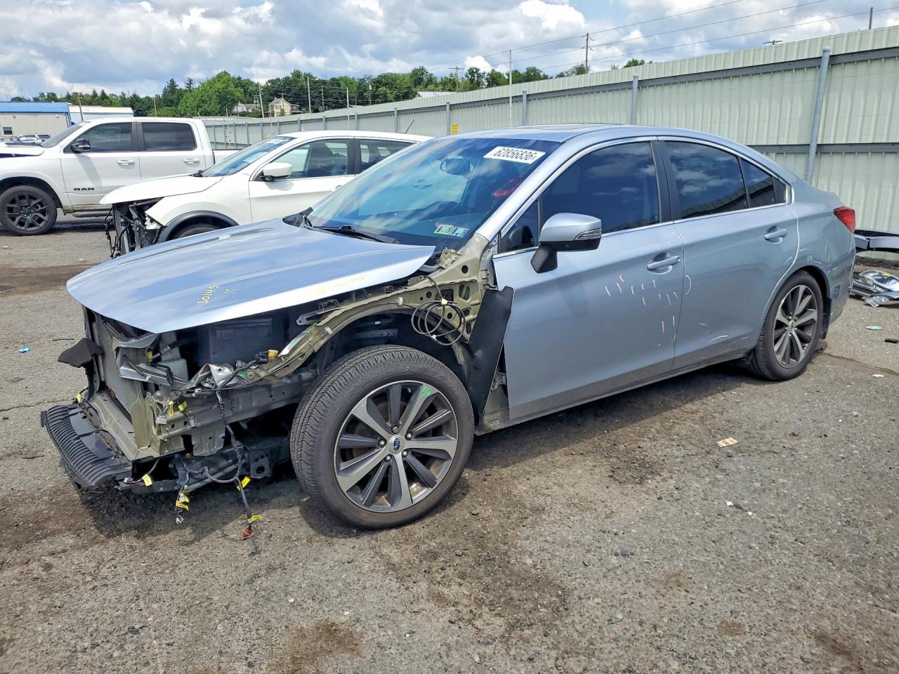 2015 Subaru Legacy 2.5i Limited Silver vin: 4S3BNAL67F3065838