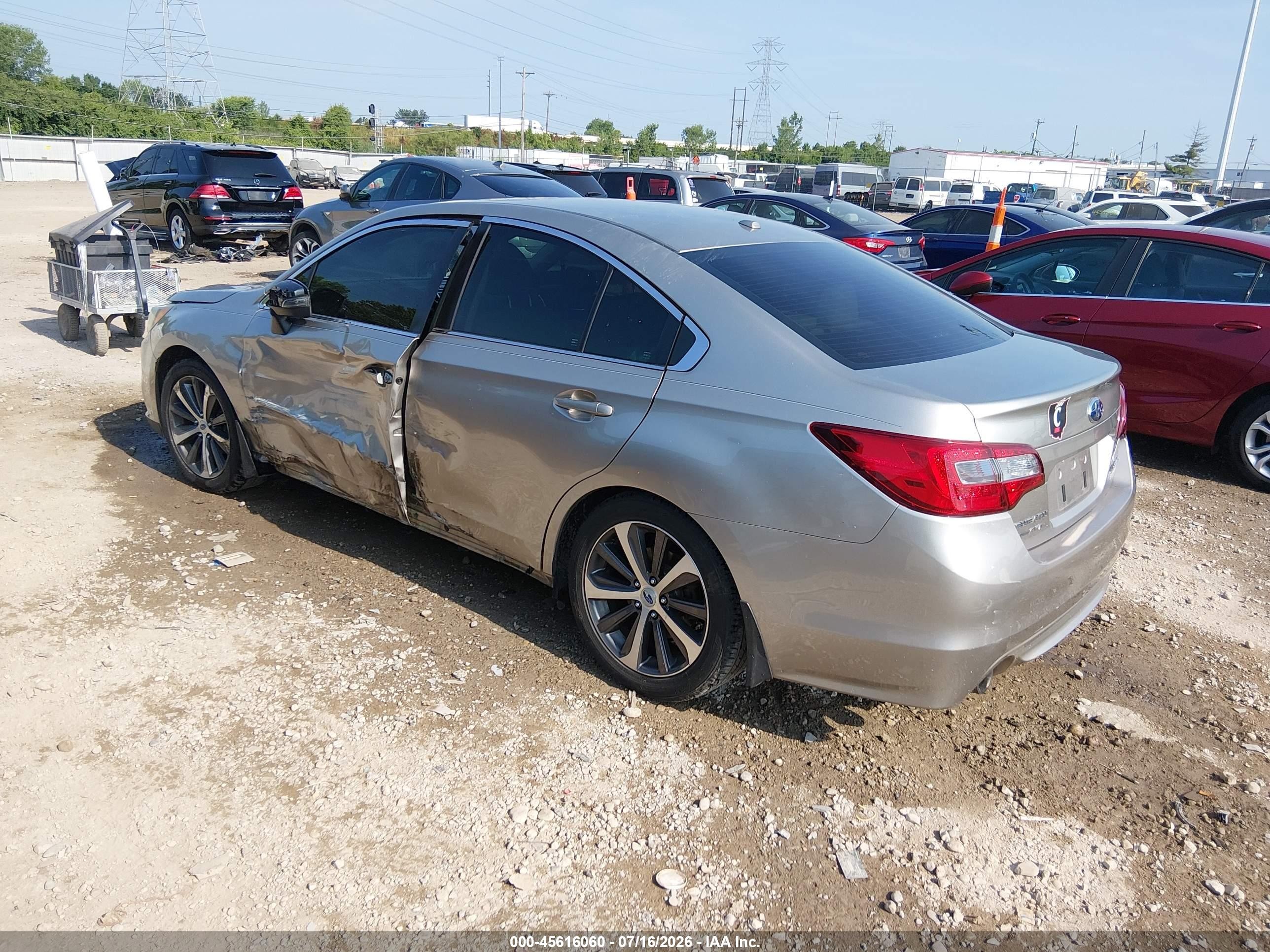 2015 Subaru Legacy 2.5i Limited Желто-коричневый vin: 4S3BNAL68F3012694