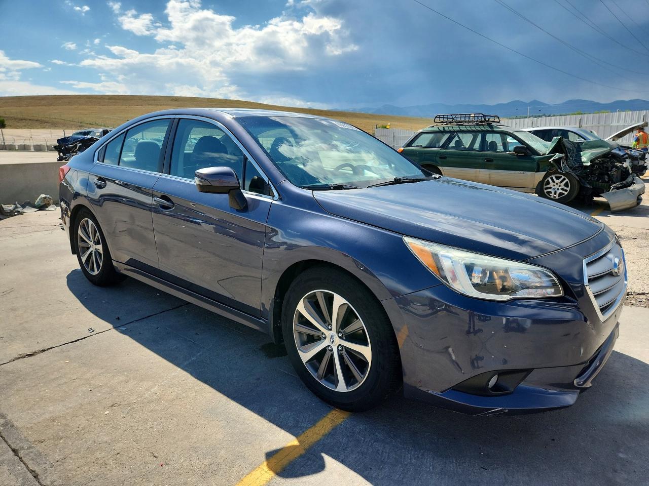 2015 Subaru Legacy 2.5i Limited Gray vin: 4S3BNAL68F3053438
