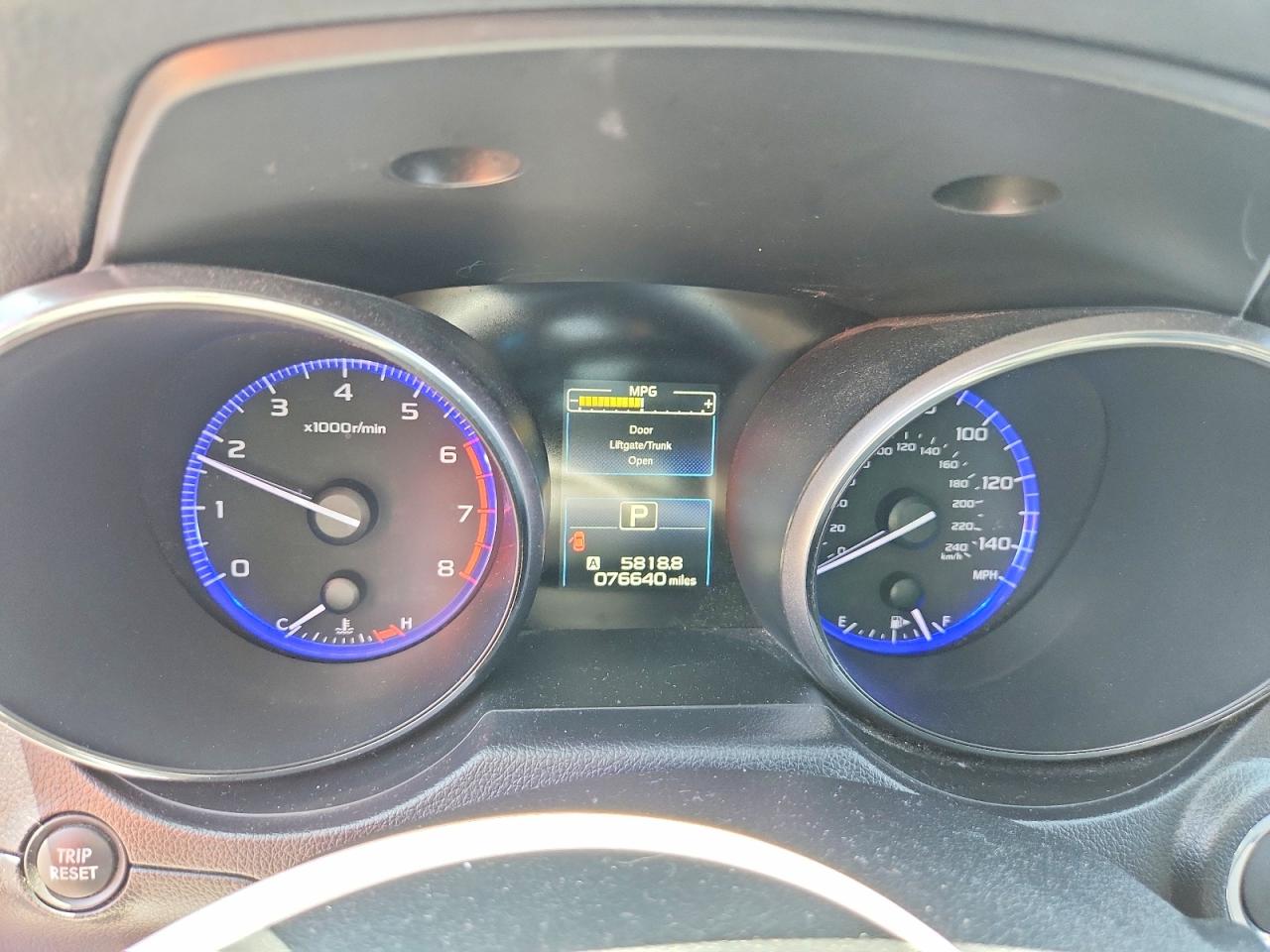 2015 Subaru Legacy 2.5i Limited Silver vin: 4S3BNAL69F3065338