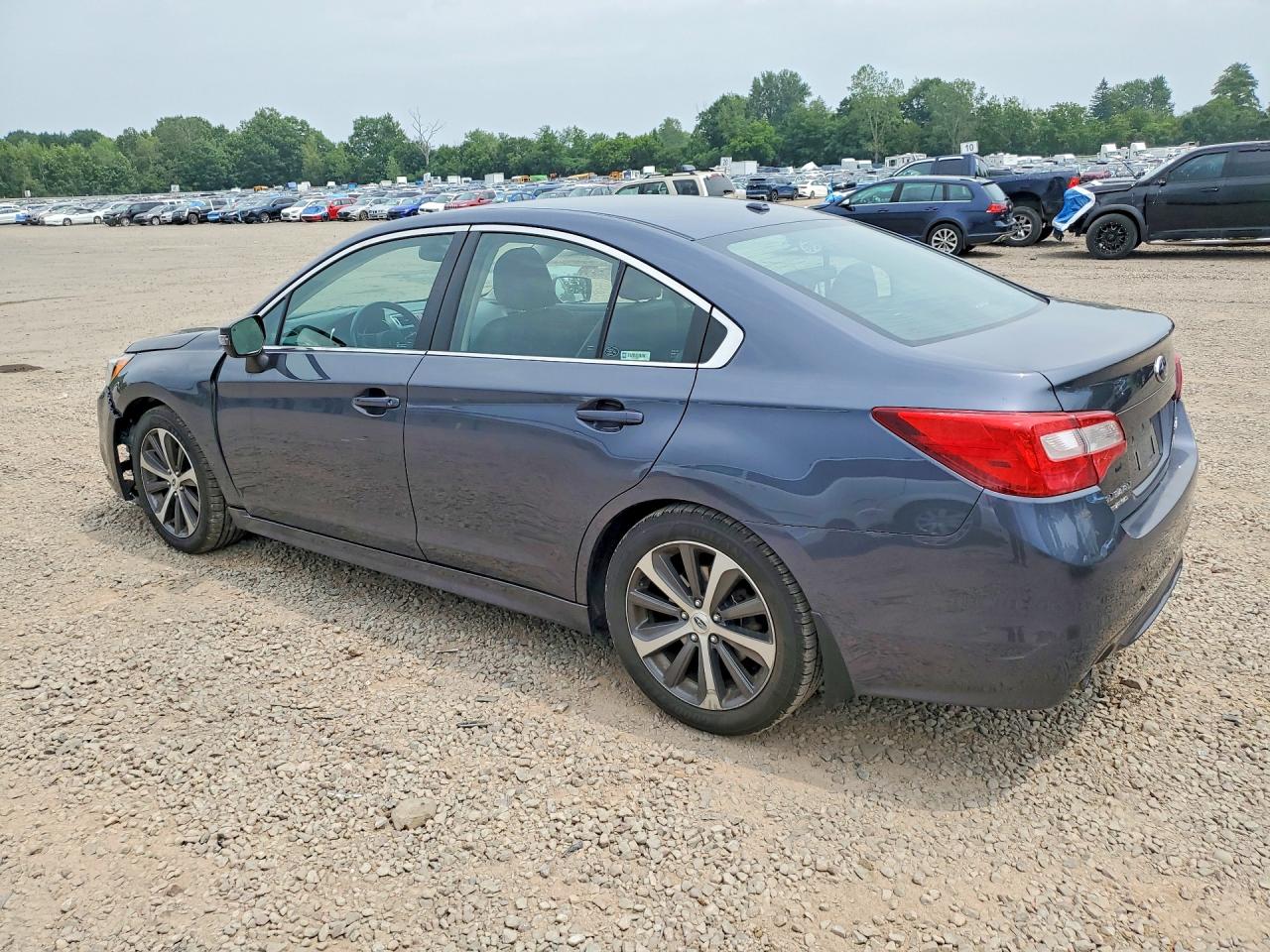 2015 Subaru Legacy 2.5i Limited Gray vin: 4S3BNAL6XF3008050