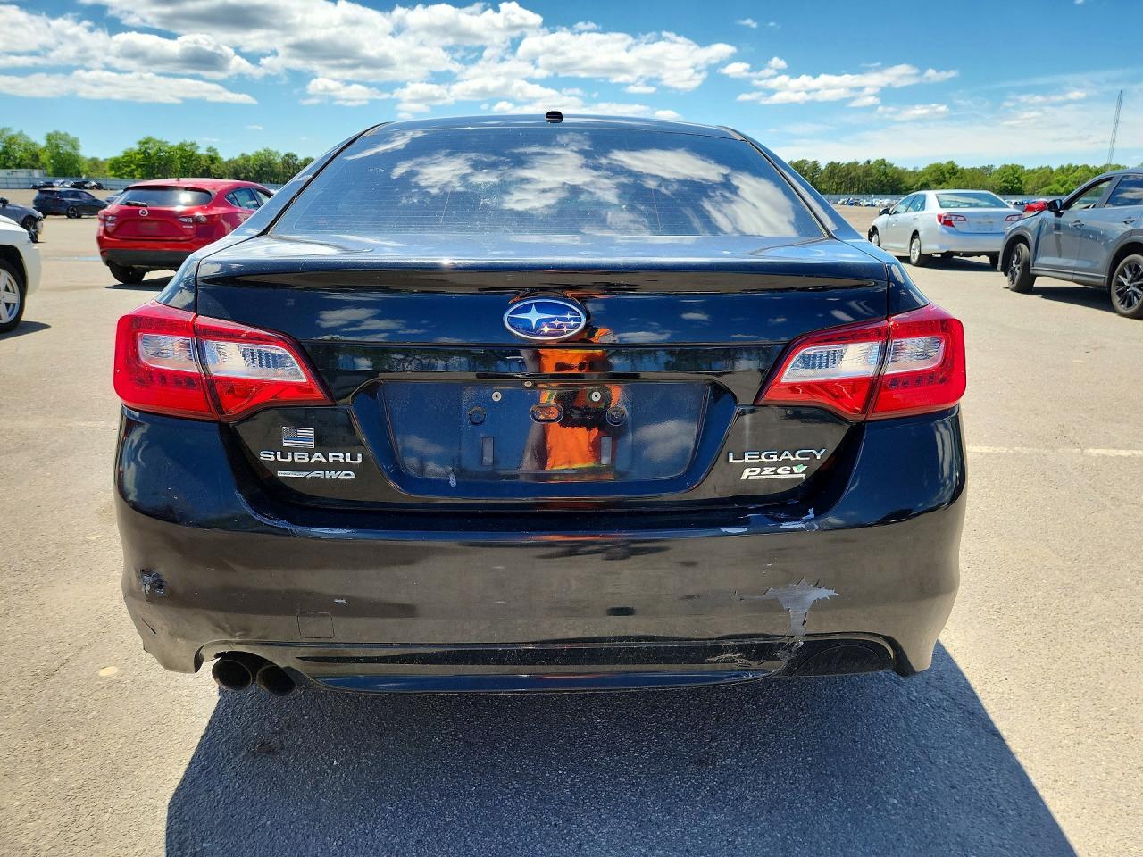 2015 Subaru Legacy 2.5i Limited Black vin: 4S3BNAL6XF3013927