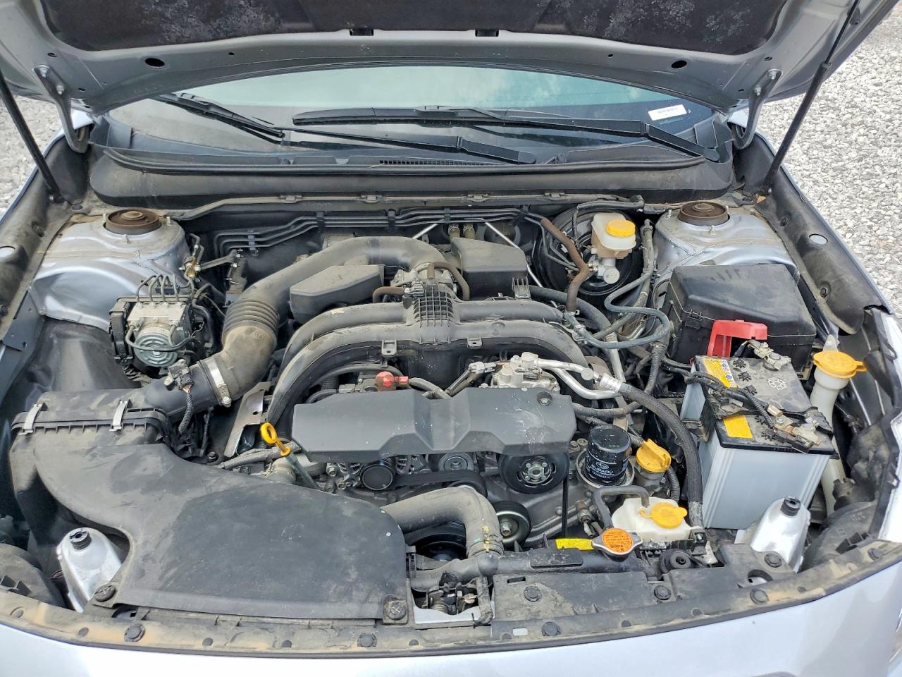 2015 Subaru Legacy 2.5i Limited Серебряный vin: 4S3BNAL6XF3063565