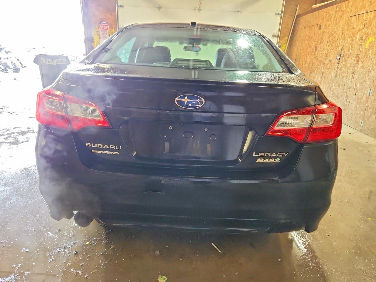 2015 Subaru Legacy 2.5i Limited Black vin: 4S3BNAN61F3067341